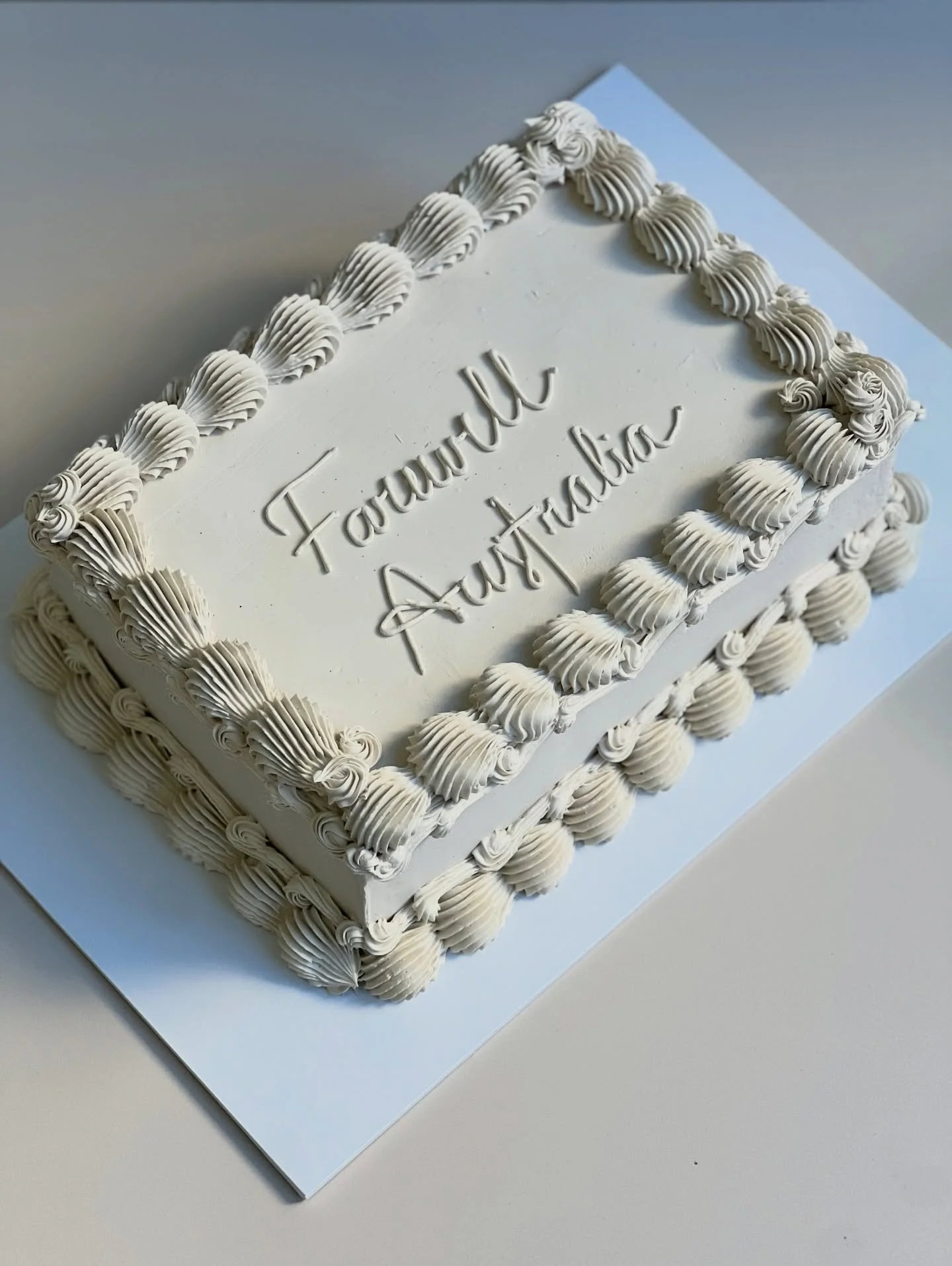 Farewell or celebration, every moment deserves a cake.
This vintage-style farewell to Australia was handcrafted with timeless details.
No matter the occasion, we craft cakes to match it. 
Message us to bring your idea to life.

Based in Cronulla.