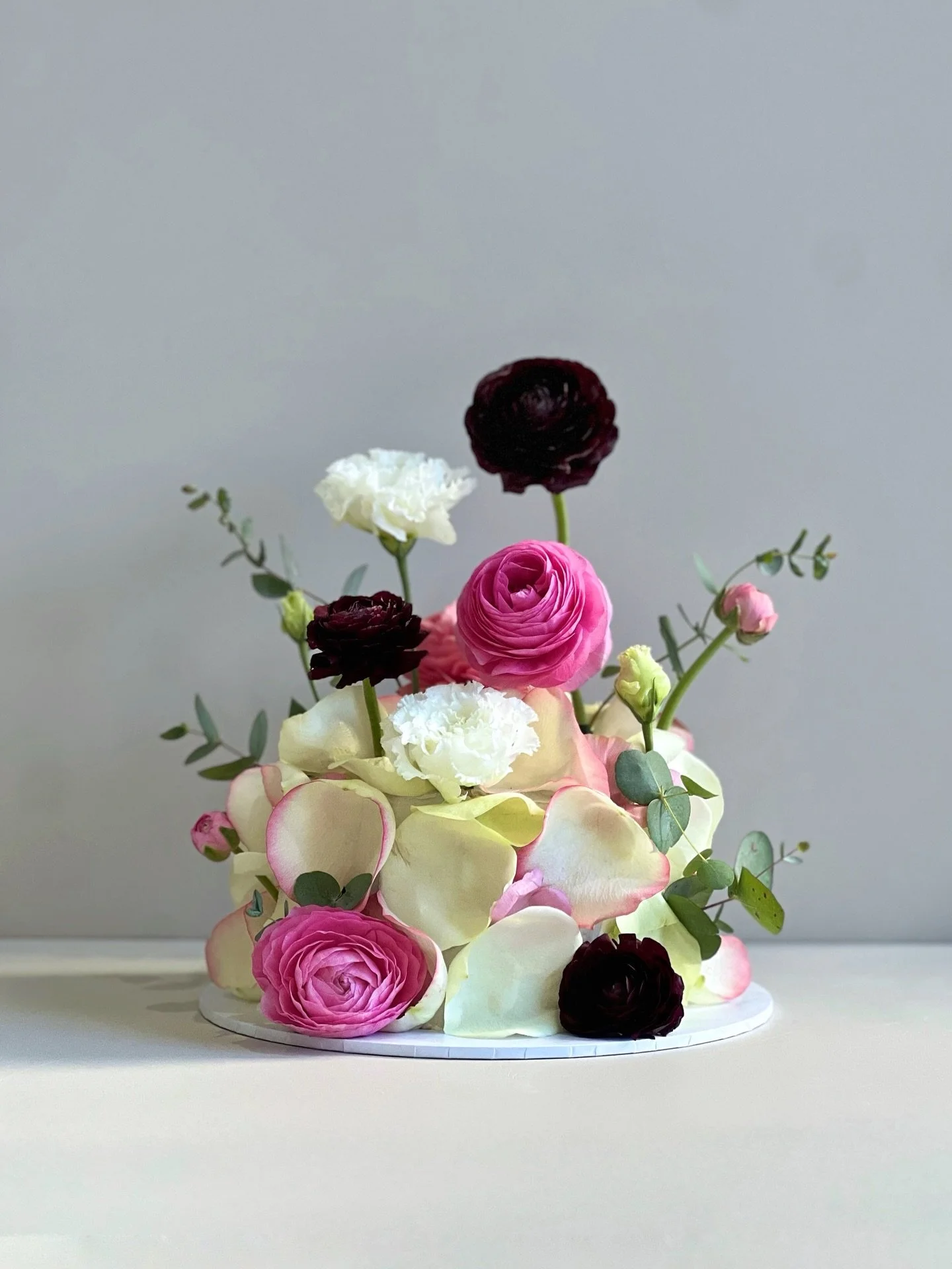 The harmony of the flowers, each petal carefully placed, the softness of the eucalyptus&hellip; every detail chosen with intention.

How could you not fall in love?

Based in Cronulla, Sydney.