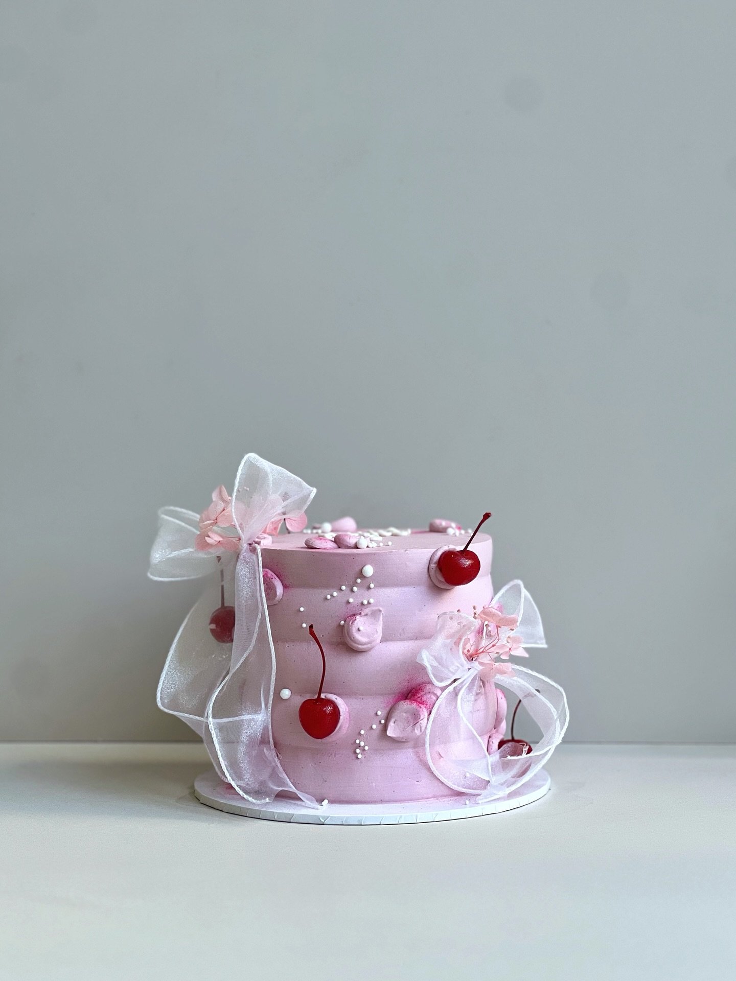 To celebrate a sweet 16 with our OMG Brigadeiro flavour.

Based in Cronulla, Sydney.
Dm us to book your dream cake.