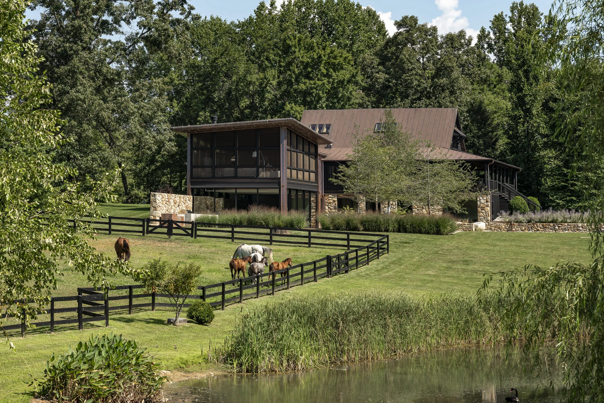 ©2023MichaelStavaridis_Formwork_Crozet Farm_©MichaelStavaridis-15.jpg