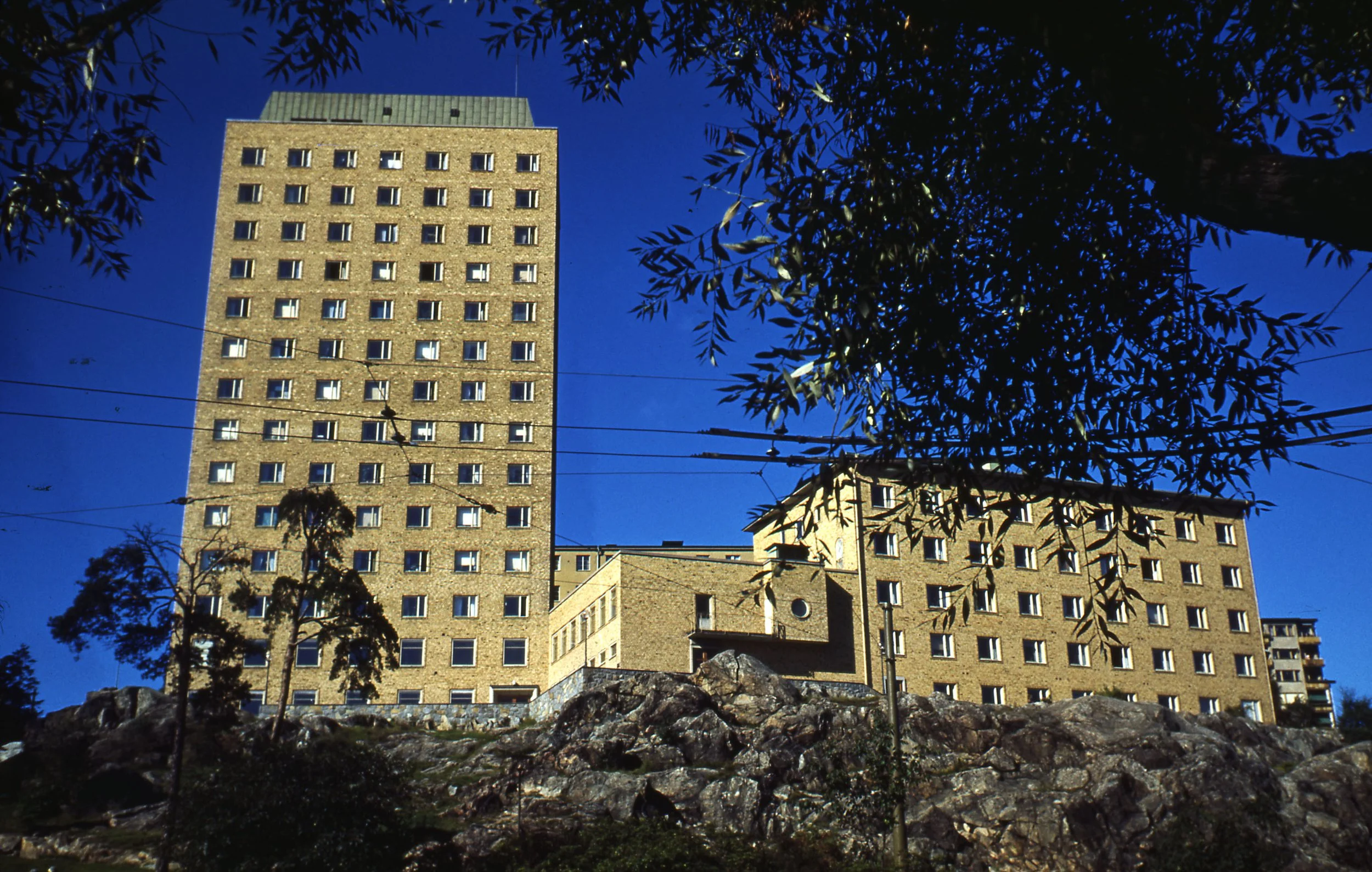 Unmarried Women's Hostel, Stockholm, Sweden (Carl Melin, 1947) Photo: Robin Boyd, 1950 Civic 