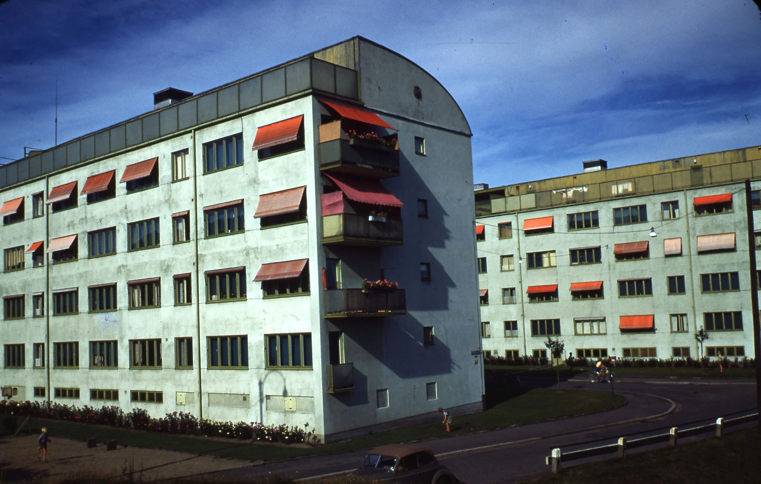 Flats, Jönköping, Sweden Photo: Robin Boyd, 1950 Housing 