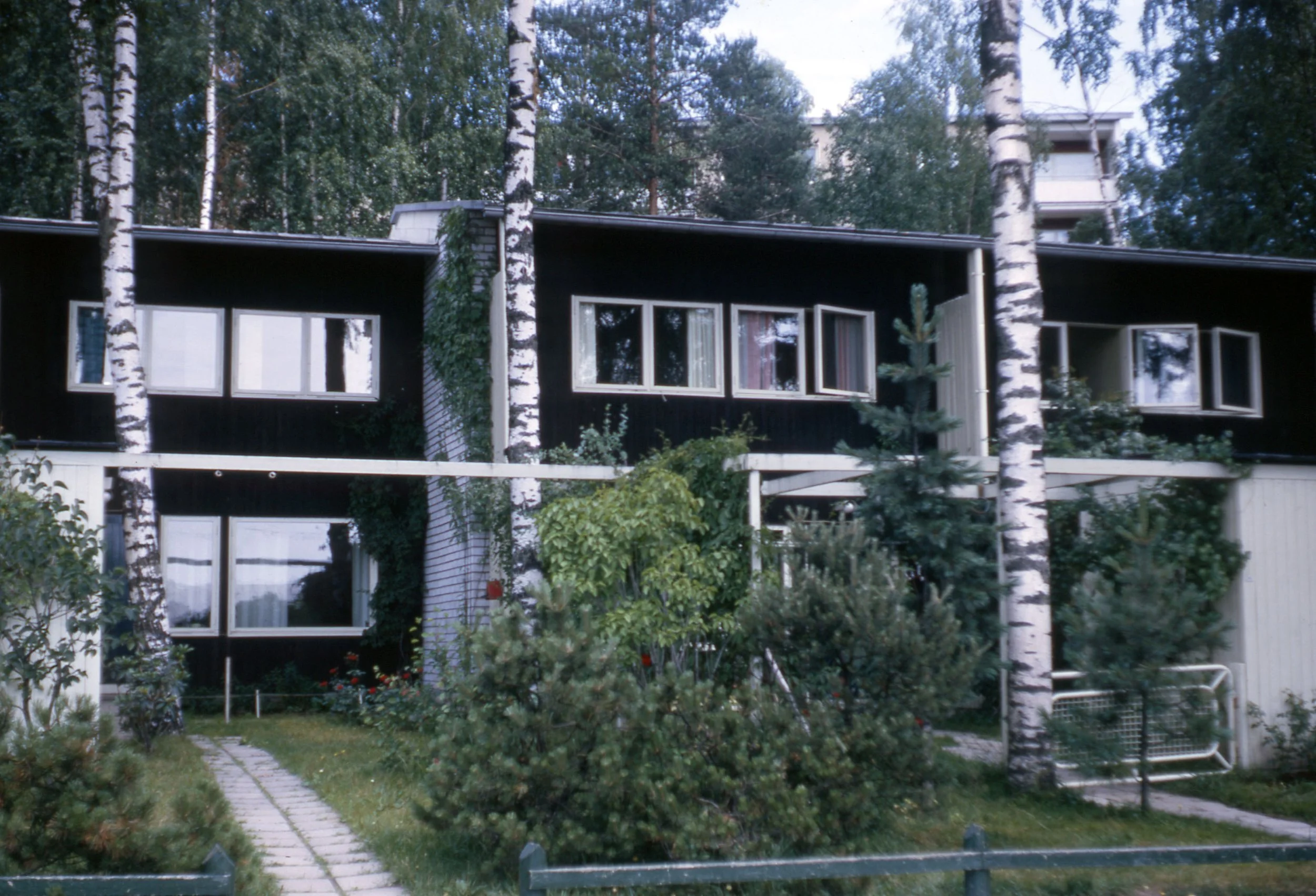 Housing, Tapiola, Finland Photo: Robin Boyd, 1964 Housing 