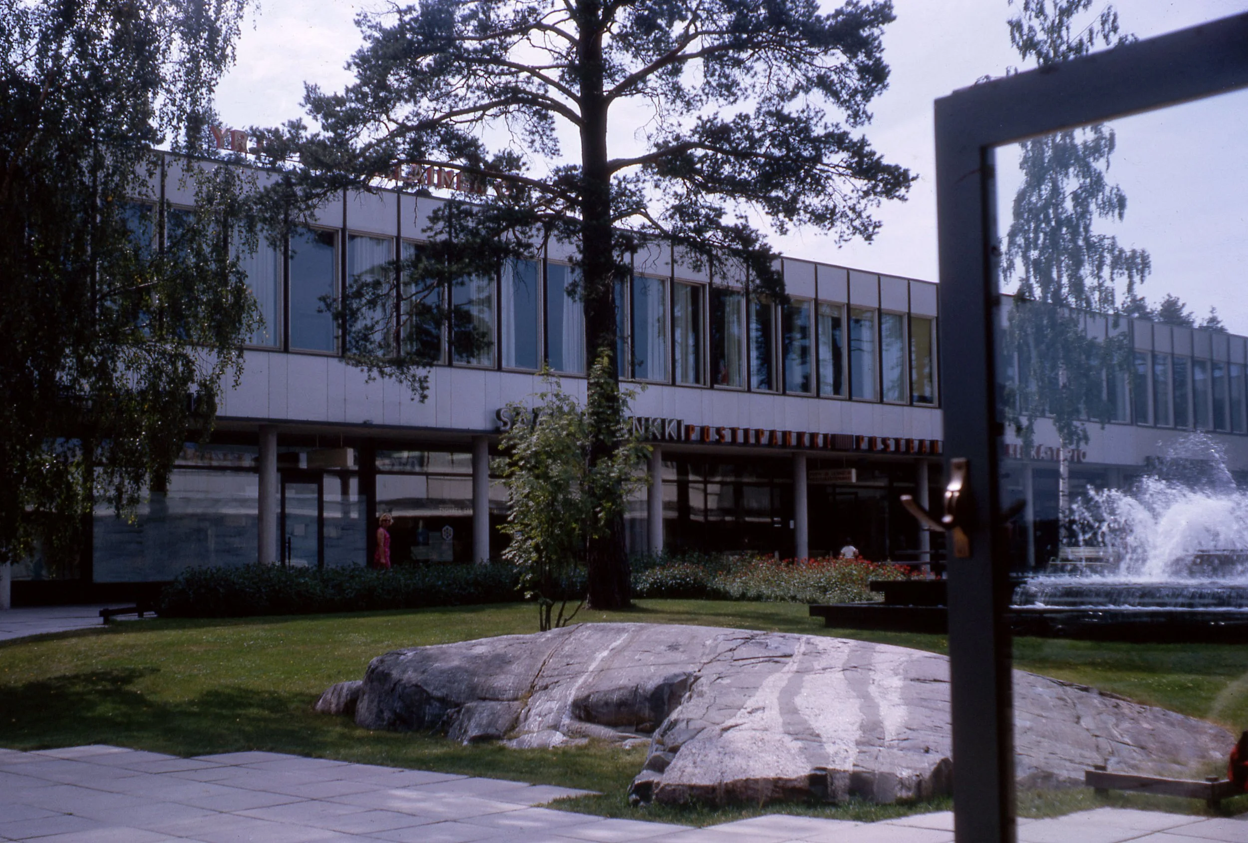 Tapiola, Finland Photo: Robin Boyd, 1964 Civic 