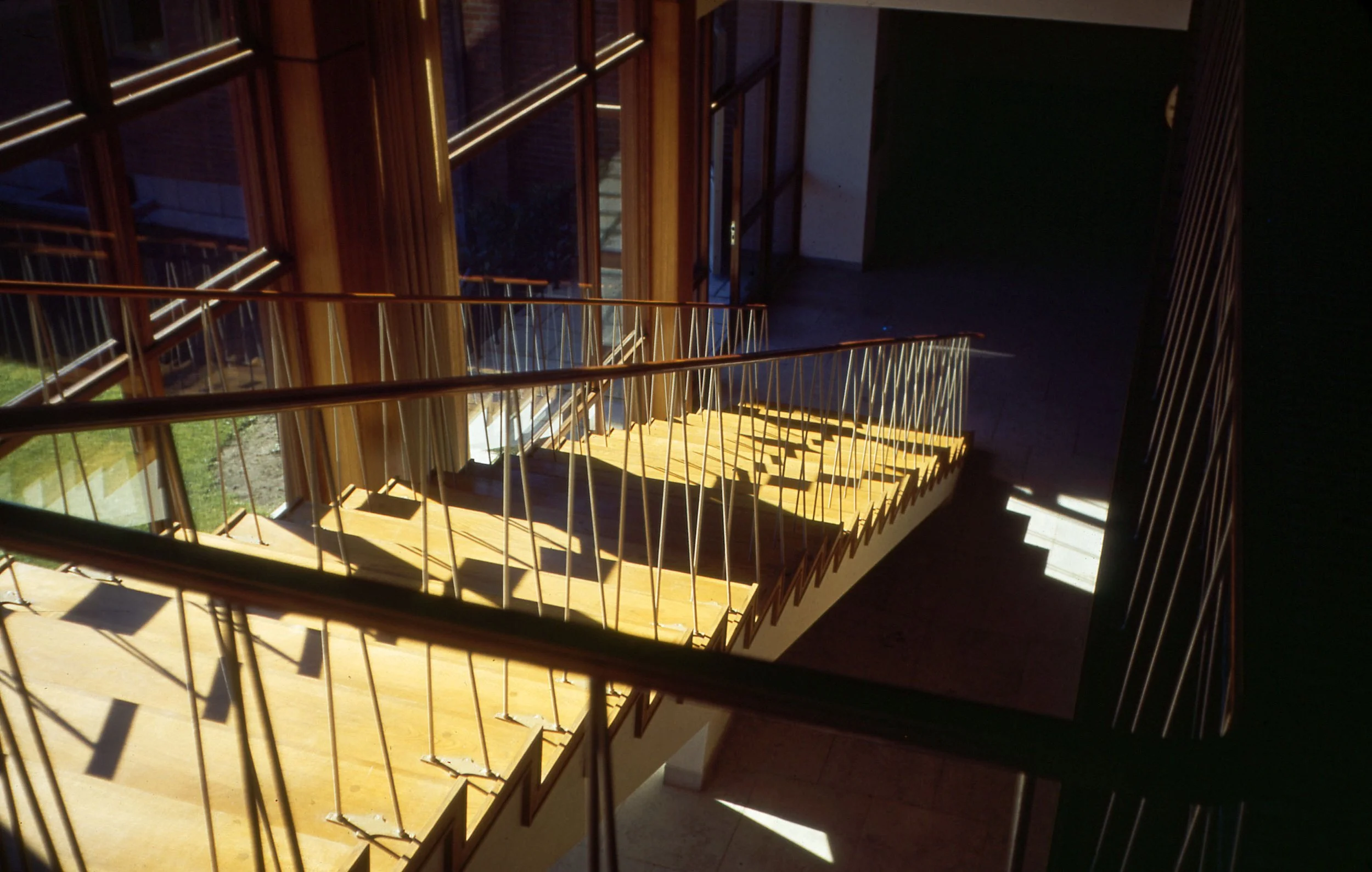 Court of Appeal, Gothenburg, Sweden (Hakon Ahlberg, 1948)  Photo: Robin Boyd, 1950 Civic 