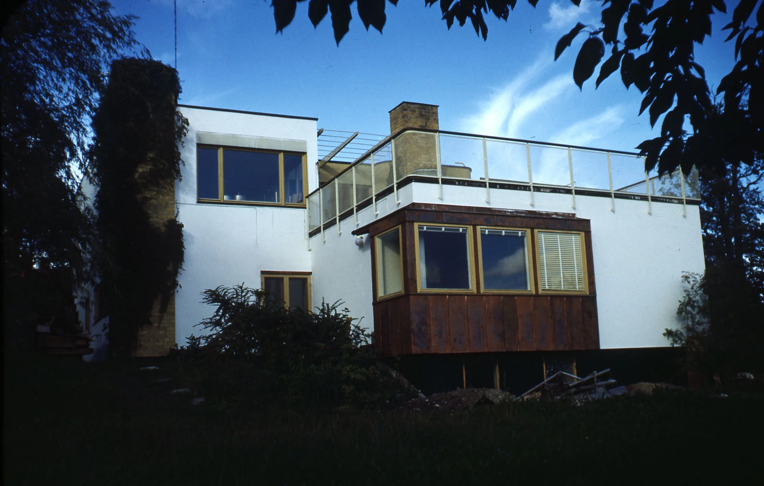 Villa Myrdal, Stockholm, Sweden (Sven Markelius, 1937) Photo: Robin Boyd, 1950 Housing 