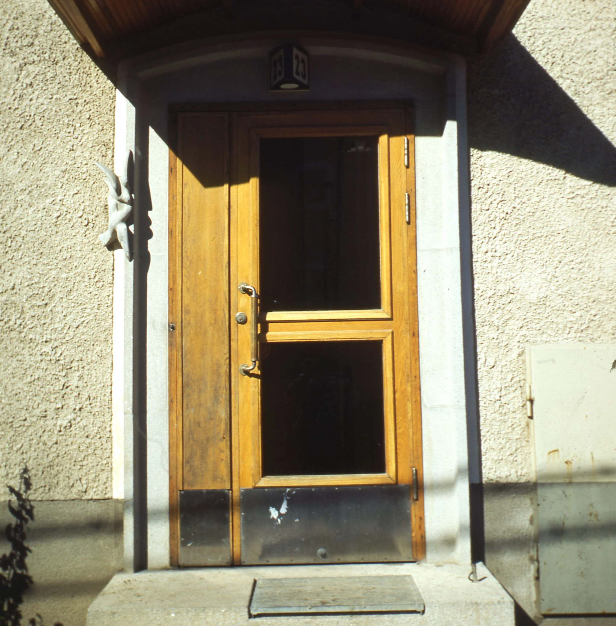 Detail of flat (1948), Stockholm, Sweden Photo: Robin Boyd, 1950 Housing 