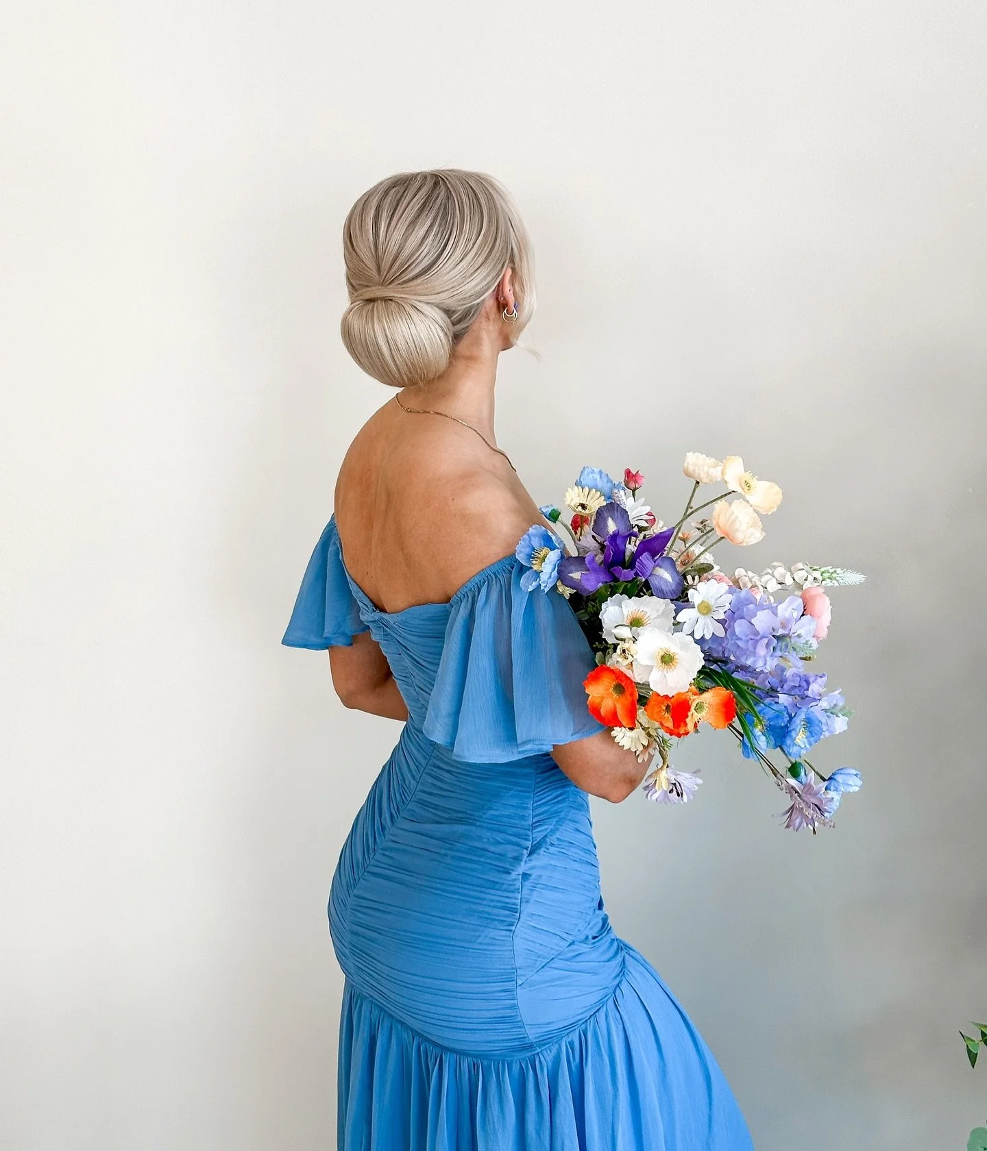 BBU toivottaa ihanaa p&auml;&auml;si&auml;ist&auml; 🐣🦋🌼🩷

Ps. T&auml;m&auml;kin kampaus l&ouml;ytyy verkkokoulutuksesta 😌
https://www.beautybyus.fi/verkkokoulutukset