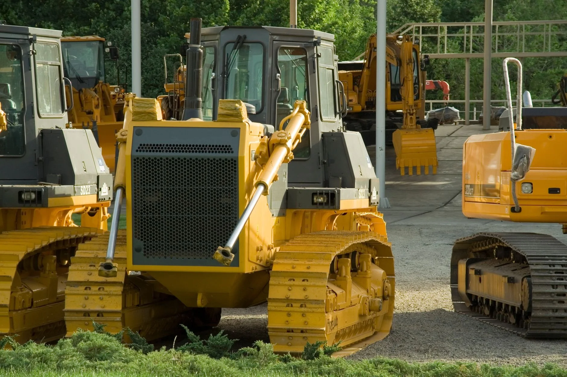 Buying Used Excavators and Telehandlers at Auction in the UK