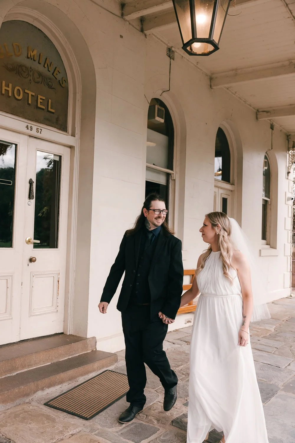 gold mines hotel elopement micro wedding bendigo-29.jpg