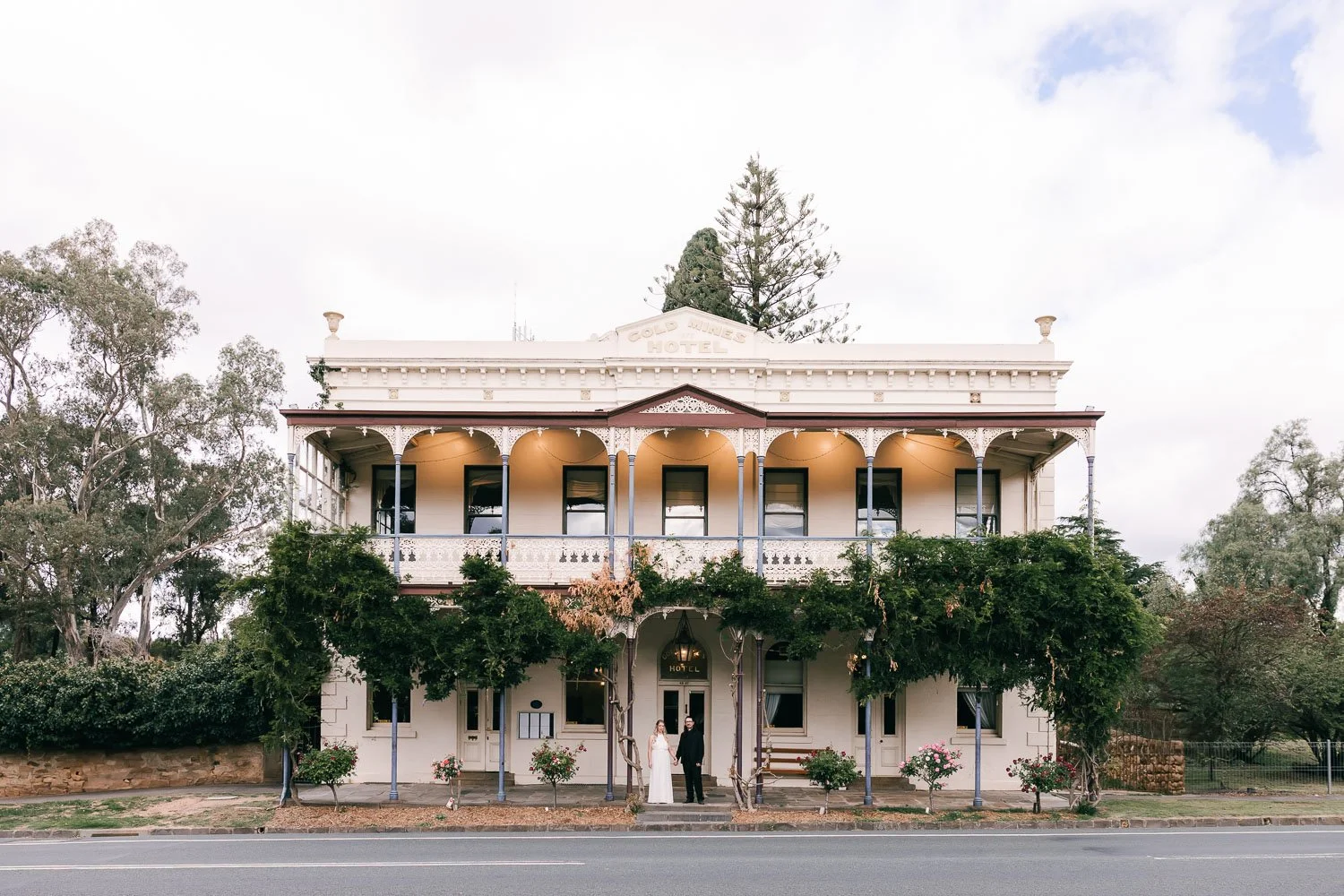 gold mines hotel elopement micro wedding bendigo-33.jpg