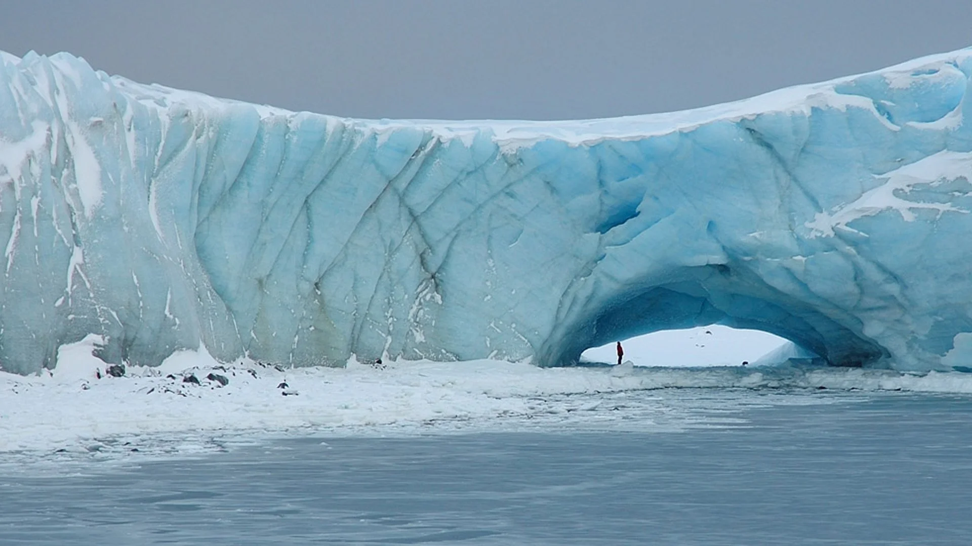 ICEBERG LIVING STATION FULL HD8.jpg