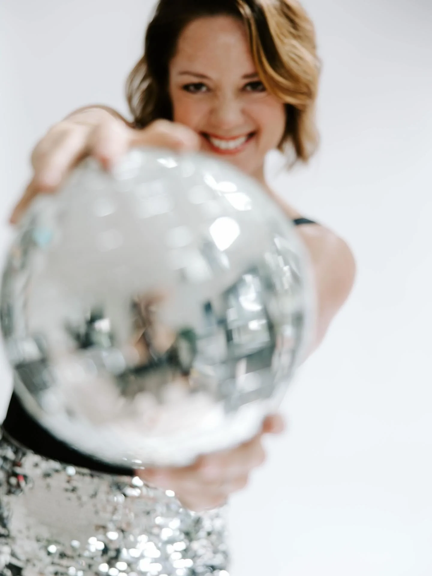 ✨I will give you photos that stop the scroll, elevate your presence, and shout your story with unapologetic confidence. Let&rsquo;s GO! ✨

#brandphotographer #familyphotographer #weddingphotographer