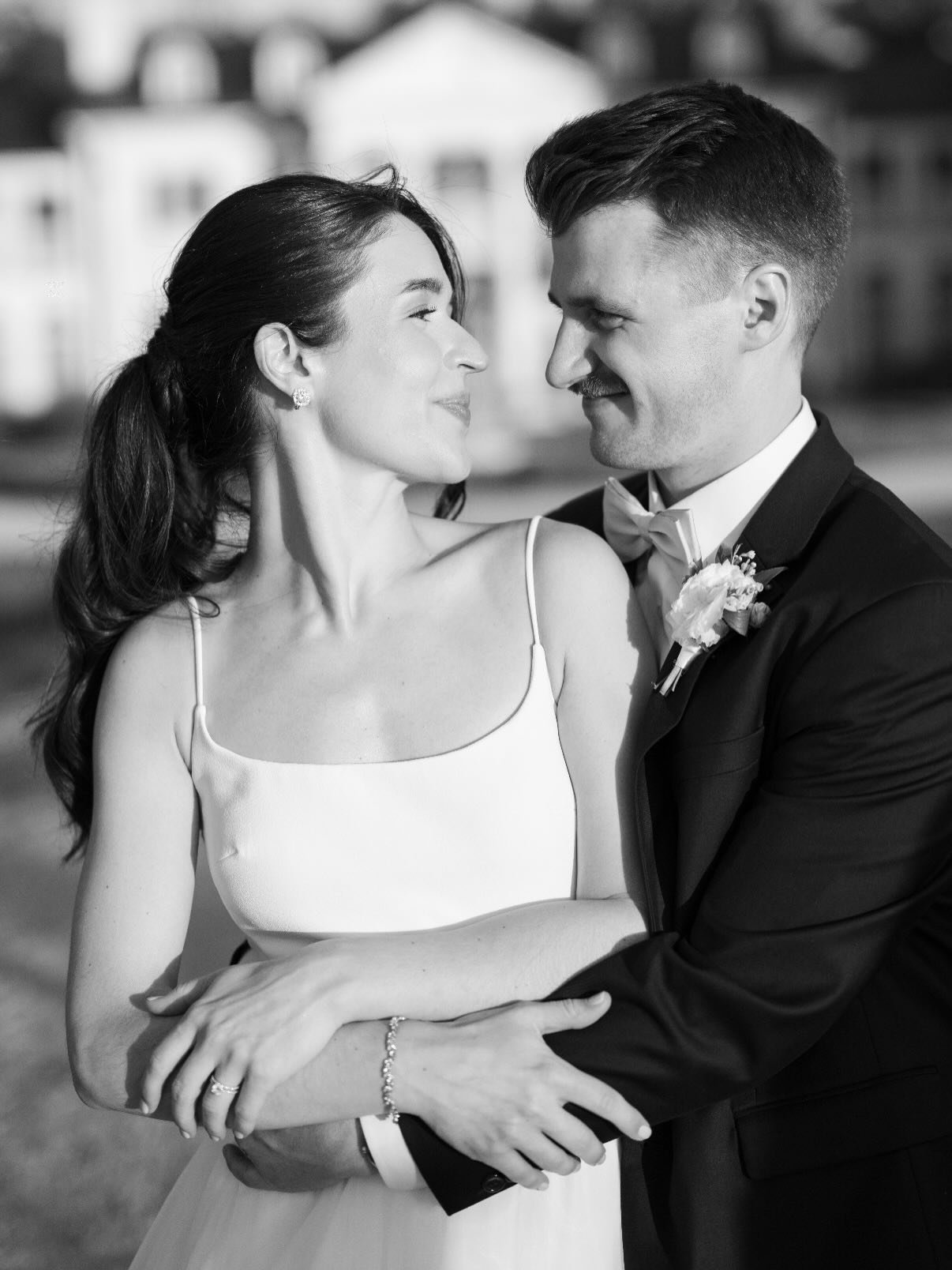 Ava + Ben! Married! 

✨
@cramerphoto
@keswickvineyards 
@donovangrovesevents 
@hmcatering 
@jeffreycgleason 
@horseandhen.crozet 
@avatennant 
@bcrobinson216 
✨