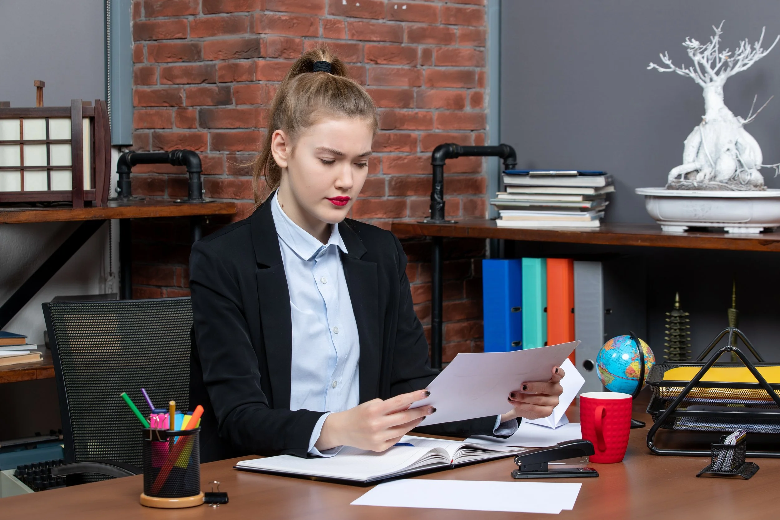 How to Get a Job in Dubai – The Ultimate Guide 