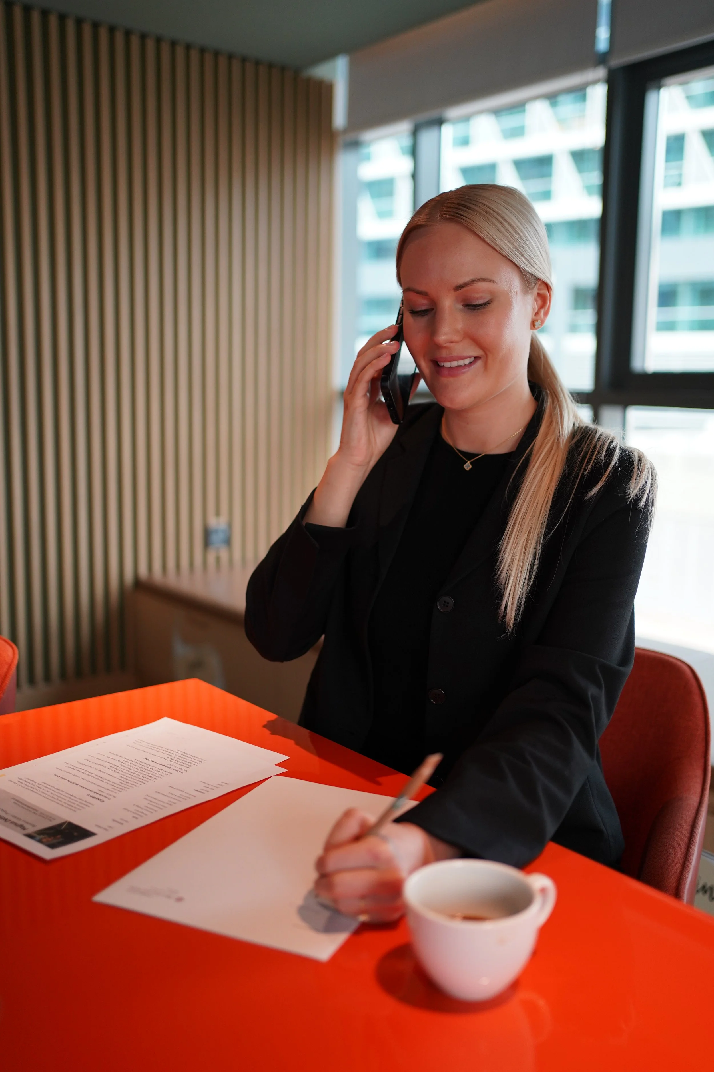 How to Write a Dubai-Optimized CV: A Complete Template &amp; Checklist