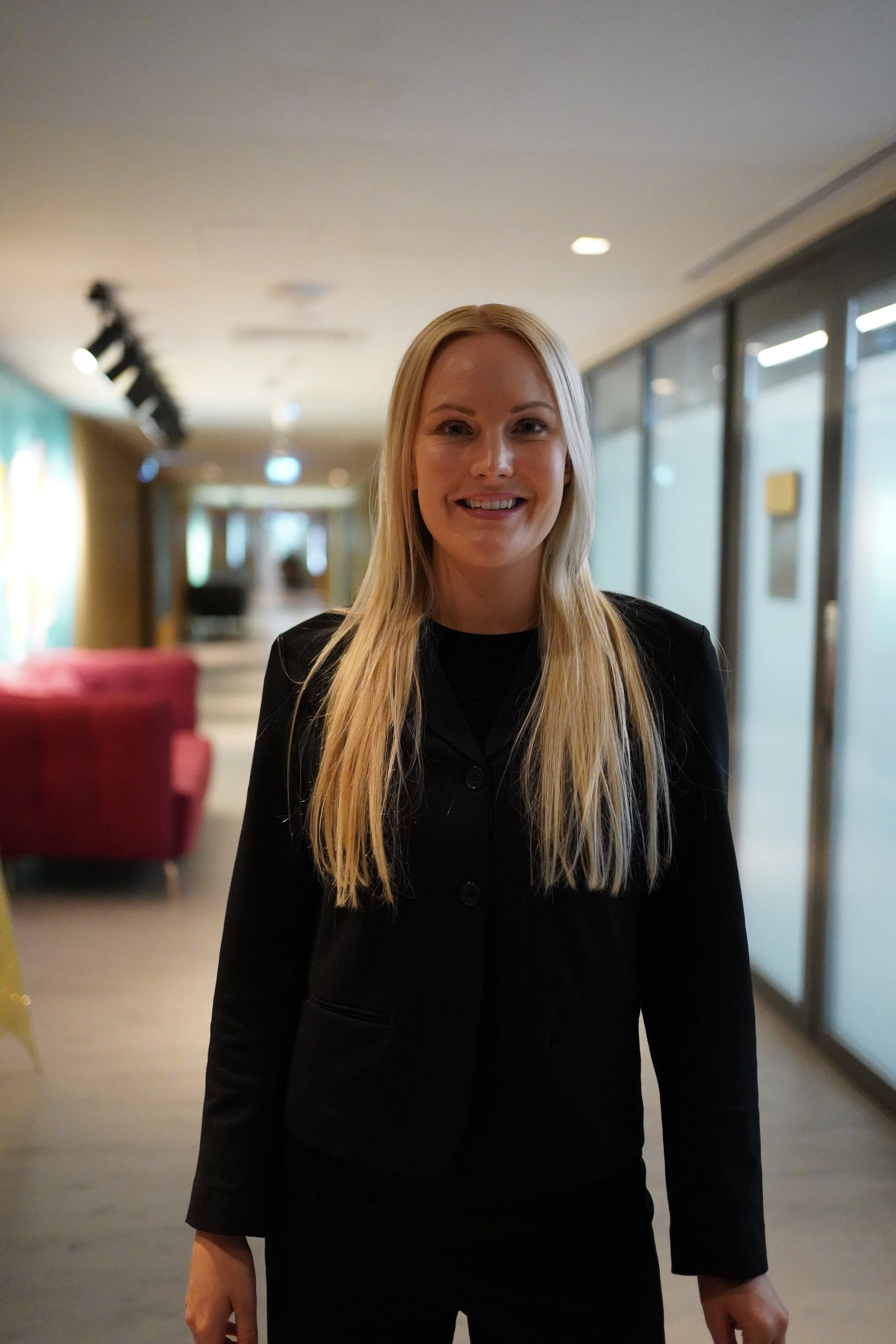 How to Get a Job in Dubai – The Ultimate Guide 