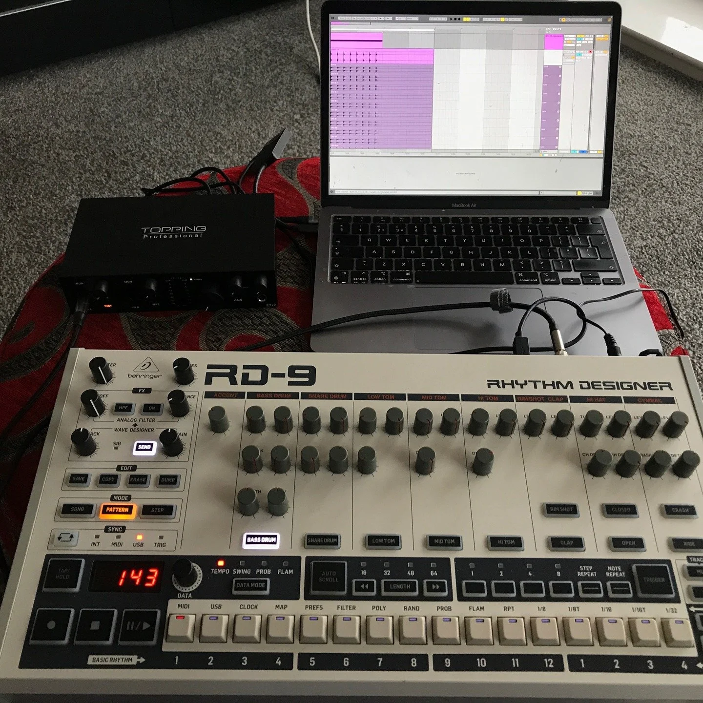 The Sampling Continues! Today I'm Sampling My Personal RD-9 The Behringer Recreation Of The Famous TR-909 😮&zwj;💨🤌 #behringer #roland #909 #sampling #musicproducer #toppingprofessional #rd9