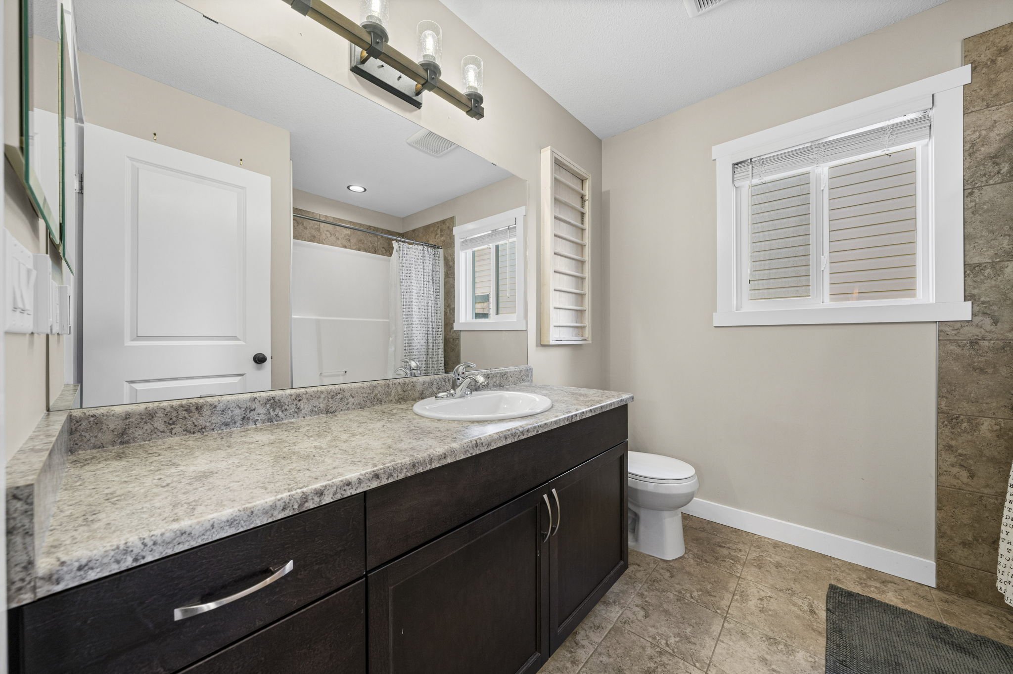 33 - Upper Bathroom Vanity.jpg