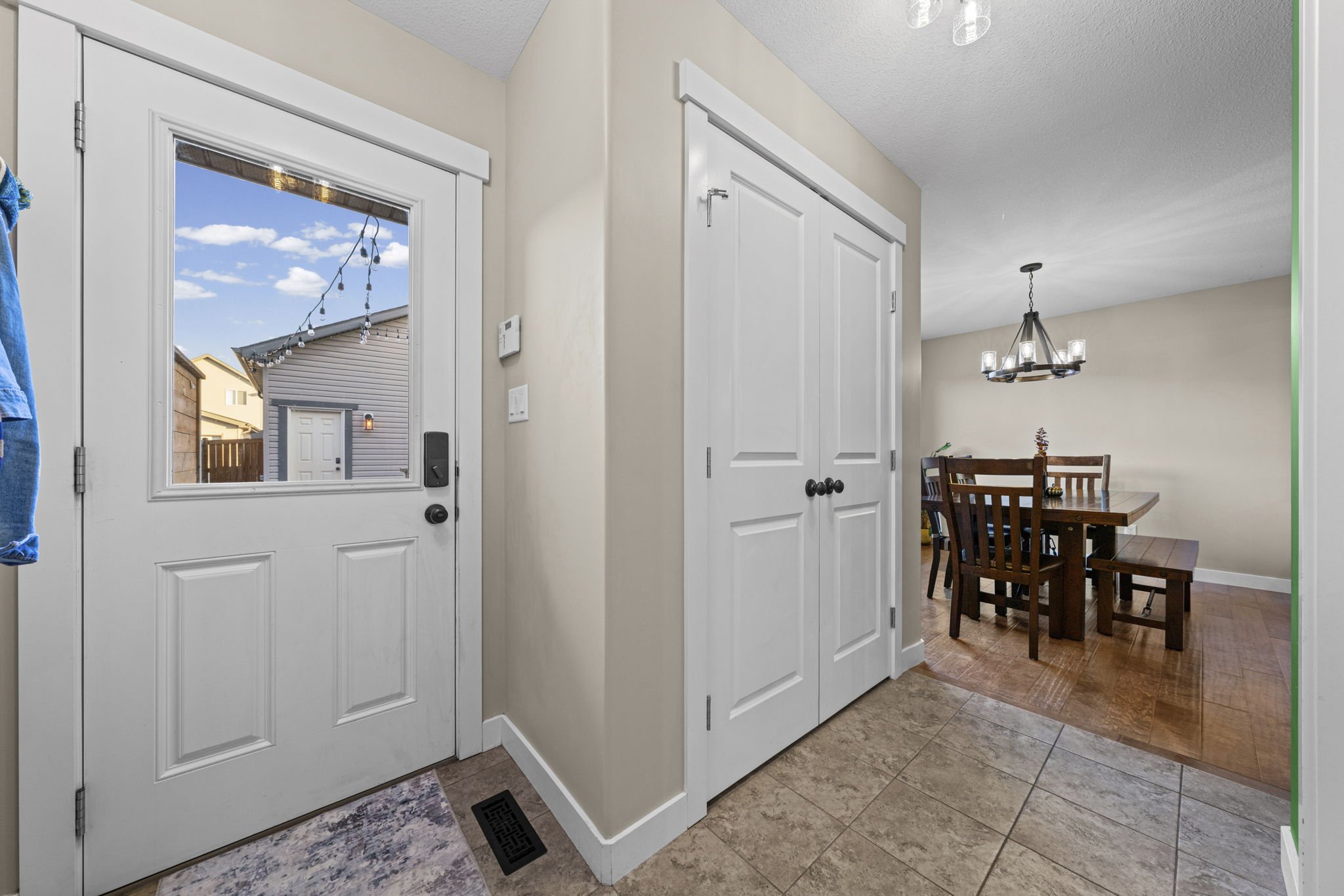 16 - Rear Entrance.jpg