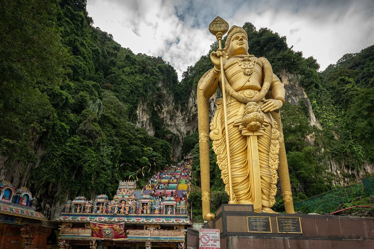 Kuala Lumpur batu caves statua