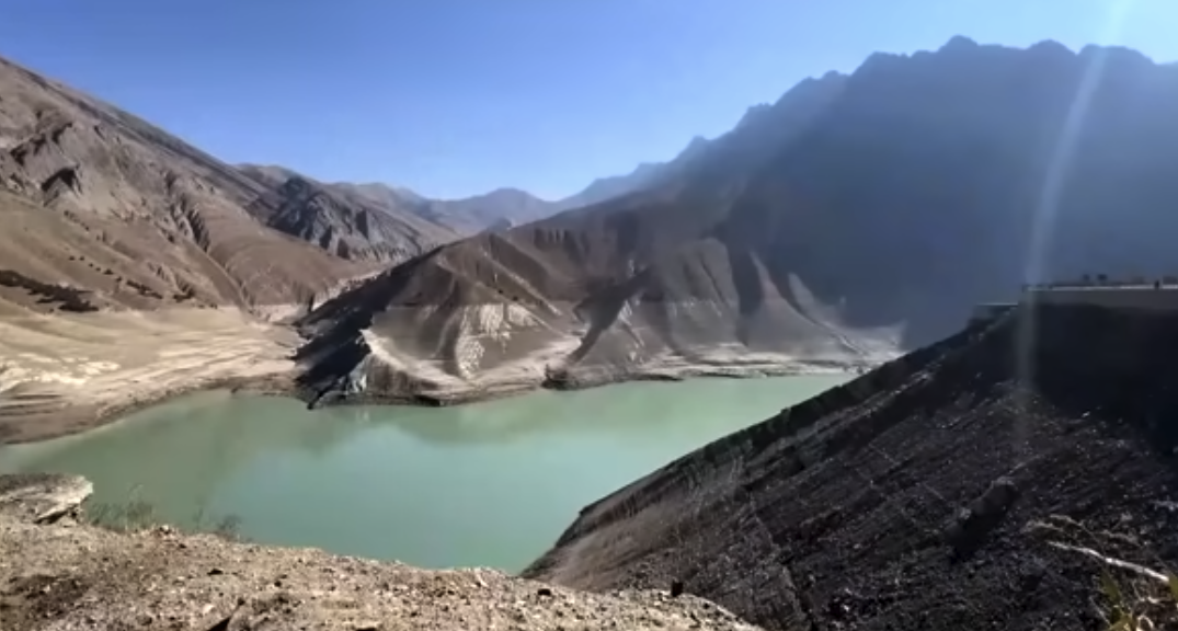 Kraanwater in Teheran dreigt op te raken: Iraanse hoofdstad mogelijk onbewoonbaar door diepe watercrisis