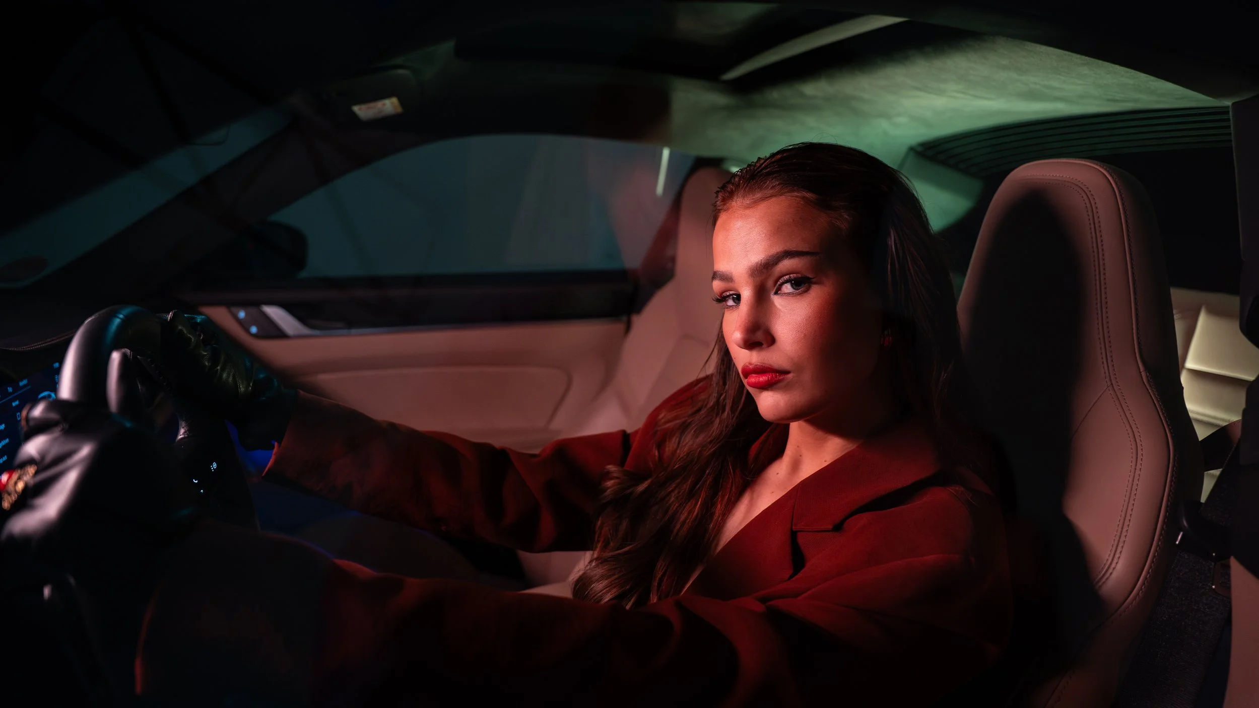 Luxury Automotive Photography – Porsche 911 Carrera S Editorial mit Fokus auf High-End Aesthetics von Maxime Lindenbaum