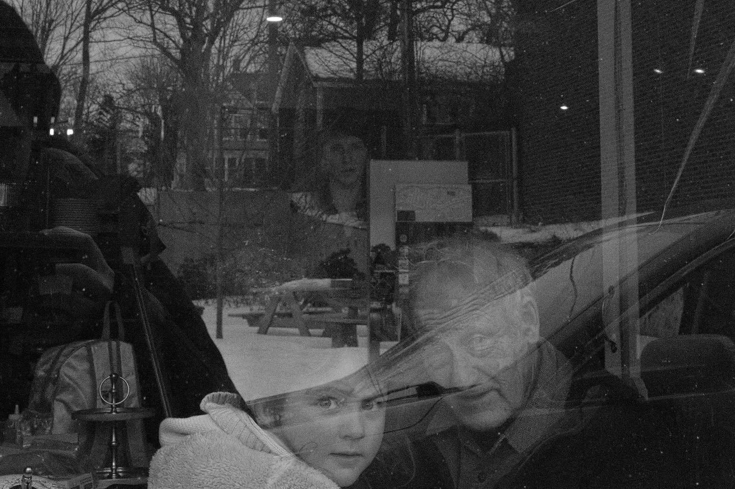 Quality time February 20th 2025
ISO 800 f11 1/250s

#blackandwhite #blackandwhitephotography #streetphotography #blackandwhitestreetphotography #blackandwhitephoto #blackandwhitechallenge #fujixseries #fujifilm_xseries #fujifilm #fujiframez #fujifeed