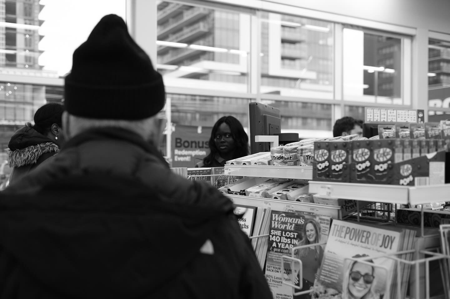Shoppers Jan 11 2025
ISO 400 f2 1/250s

#blackandwhitephotography #blackandwhitestreetphotography #streetphotography #streetphotographer #35mmstreetphotography #blackandwhitephoto #fujifeed #fujifilm #fujiframez #fujixt4 #fujifilm_xseries #fujisan