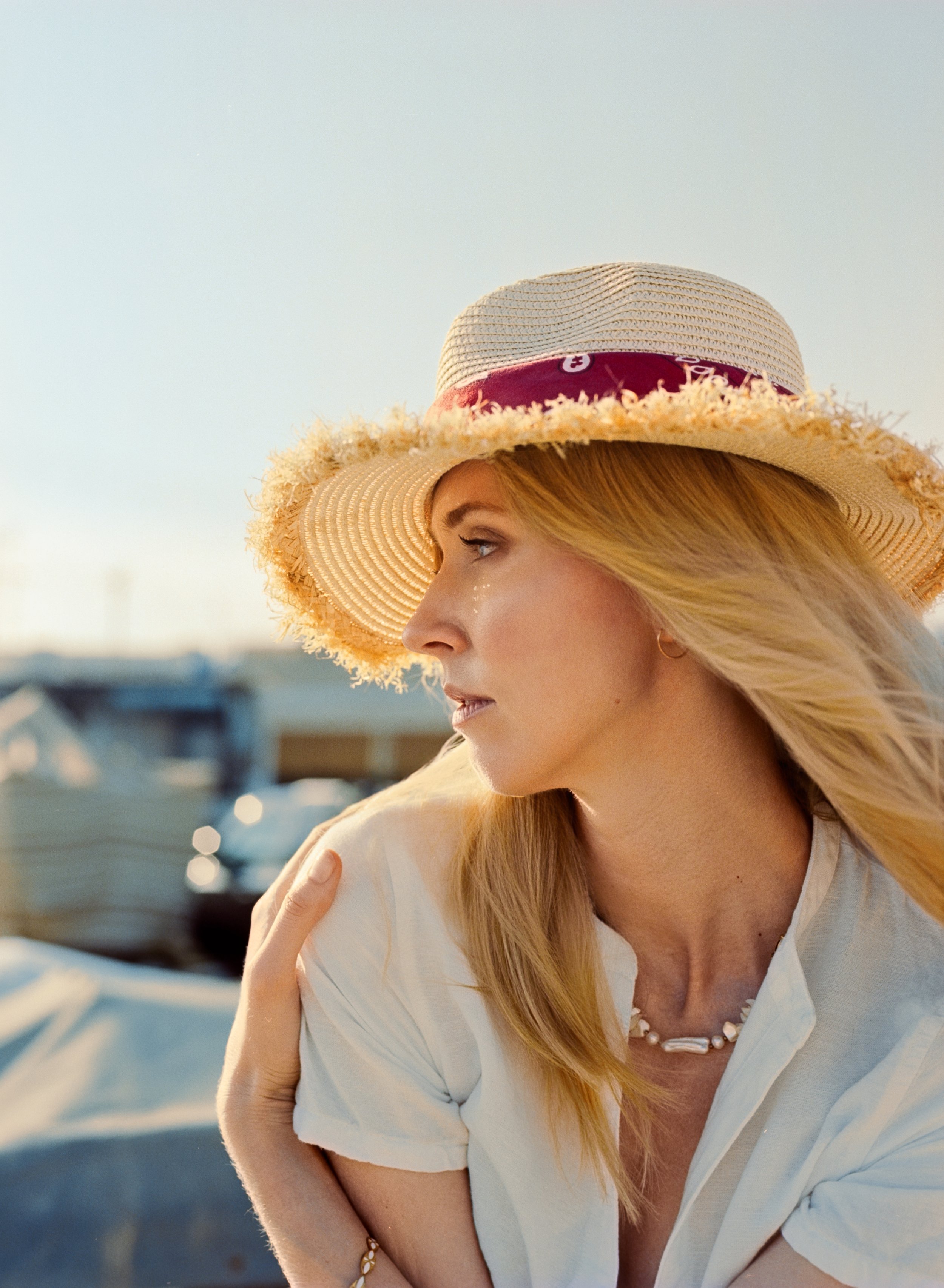 Marina_Final_HQ_Portra 800 120mm_19.jpg