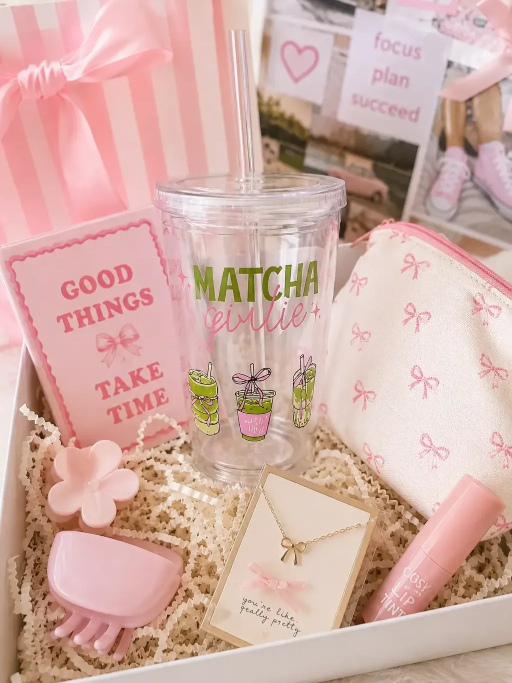 preppy-matcha-girlie-tumbler-cup-pink-gift-box-set.webp