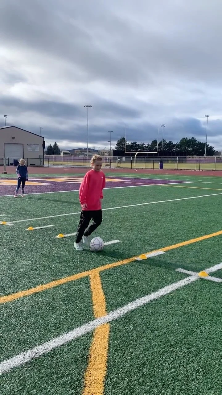 2024 🫶⚽️✨ these girls rule the world!!
2024 was the start of Assist4Her ☺️ and I feel extremely blessed to have met and trained all of these rockstars. They are crushing it everyday and working to be the best they can‼️
Assist4Her wouldn’t b