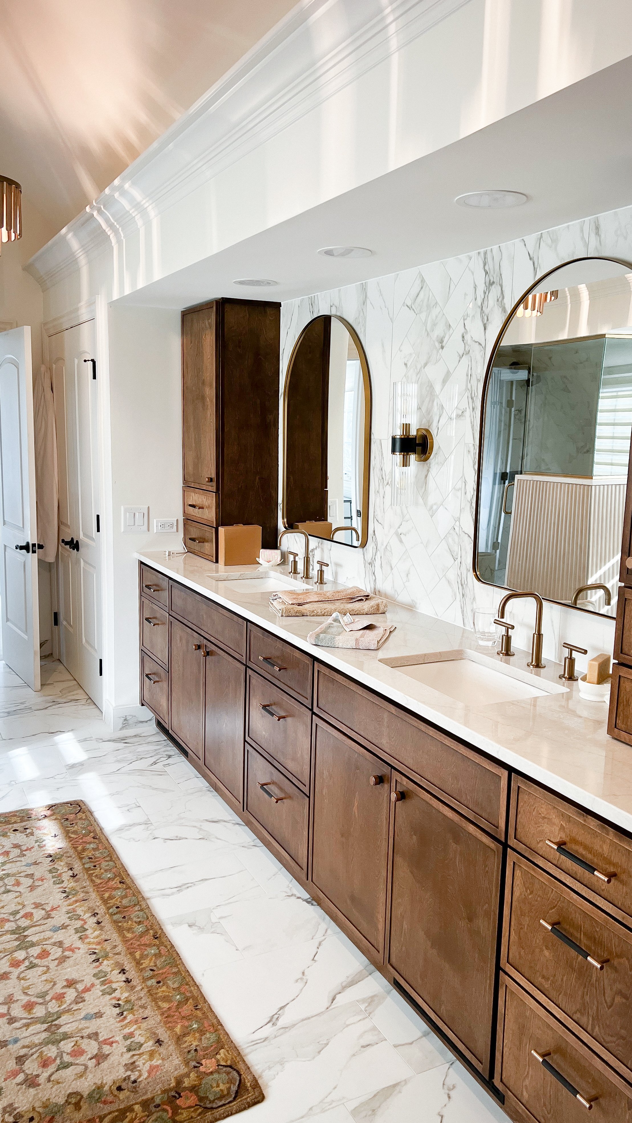 bathroom-remodelling-contractors-3.jpg