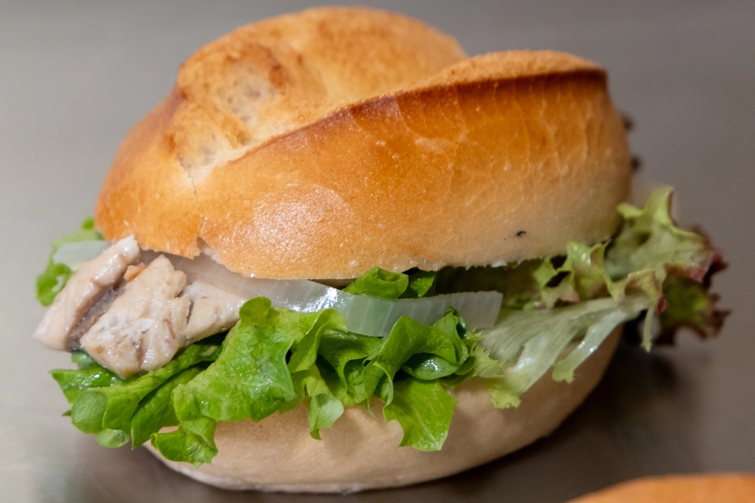 Bismarckhering im Brötchen