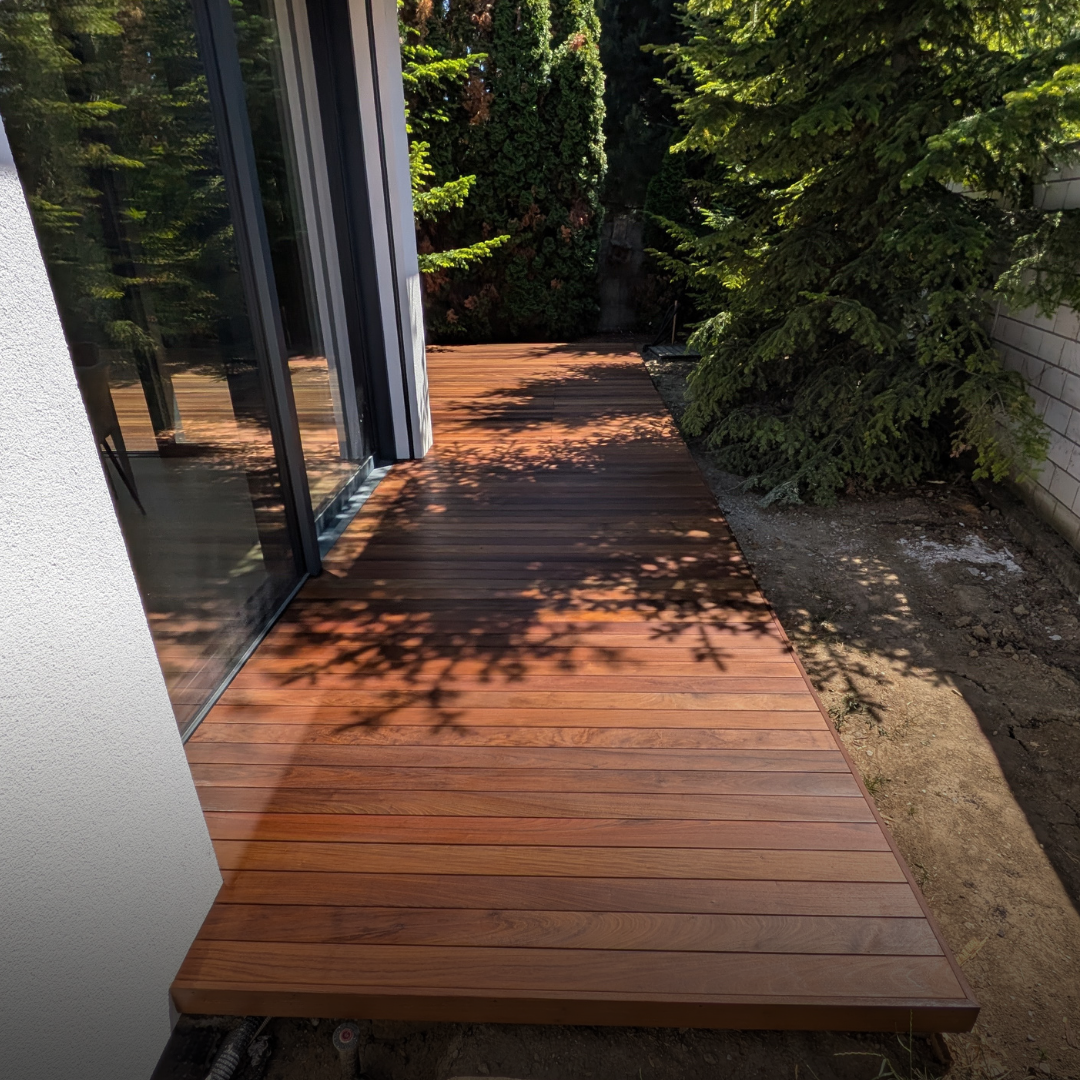 Drevené fasády a terasy na mieru - 2026-01-18T150059.806.png