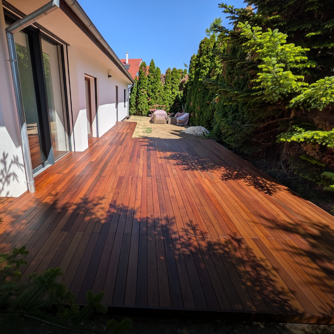 Drevené fasády a terasy na mieru - 2026-01-18T150021.582.png