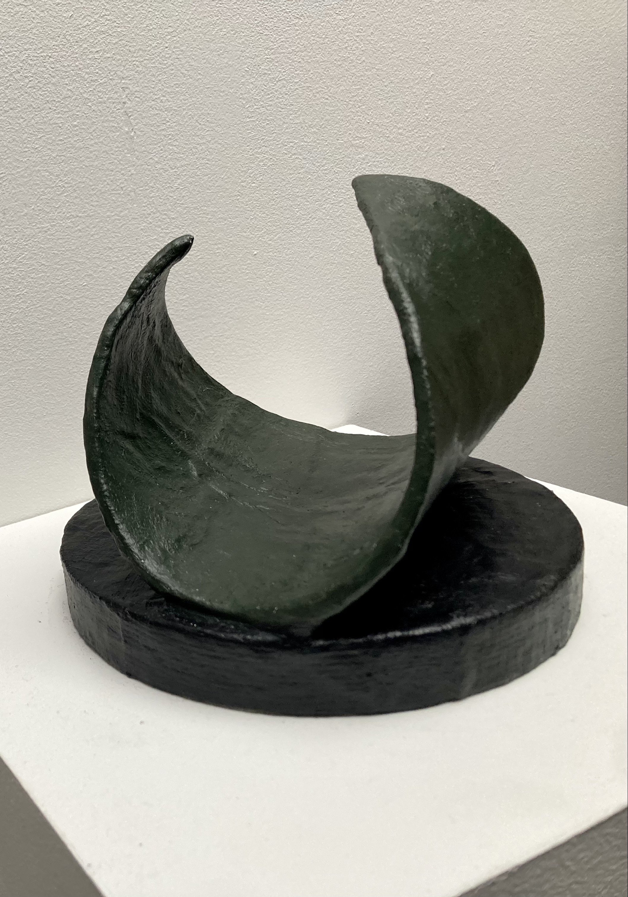 Curl, 2025. Wood, air-dry clay, plaster, acrylic paint.