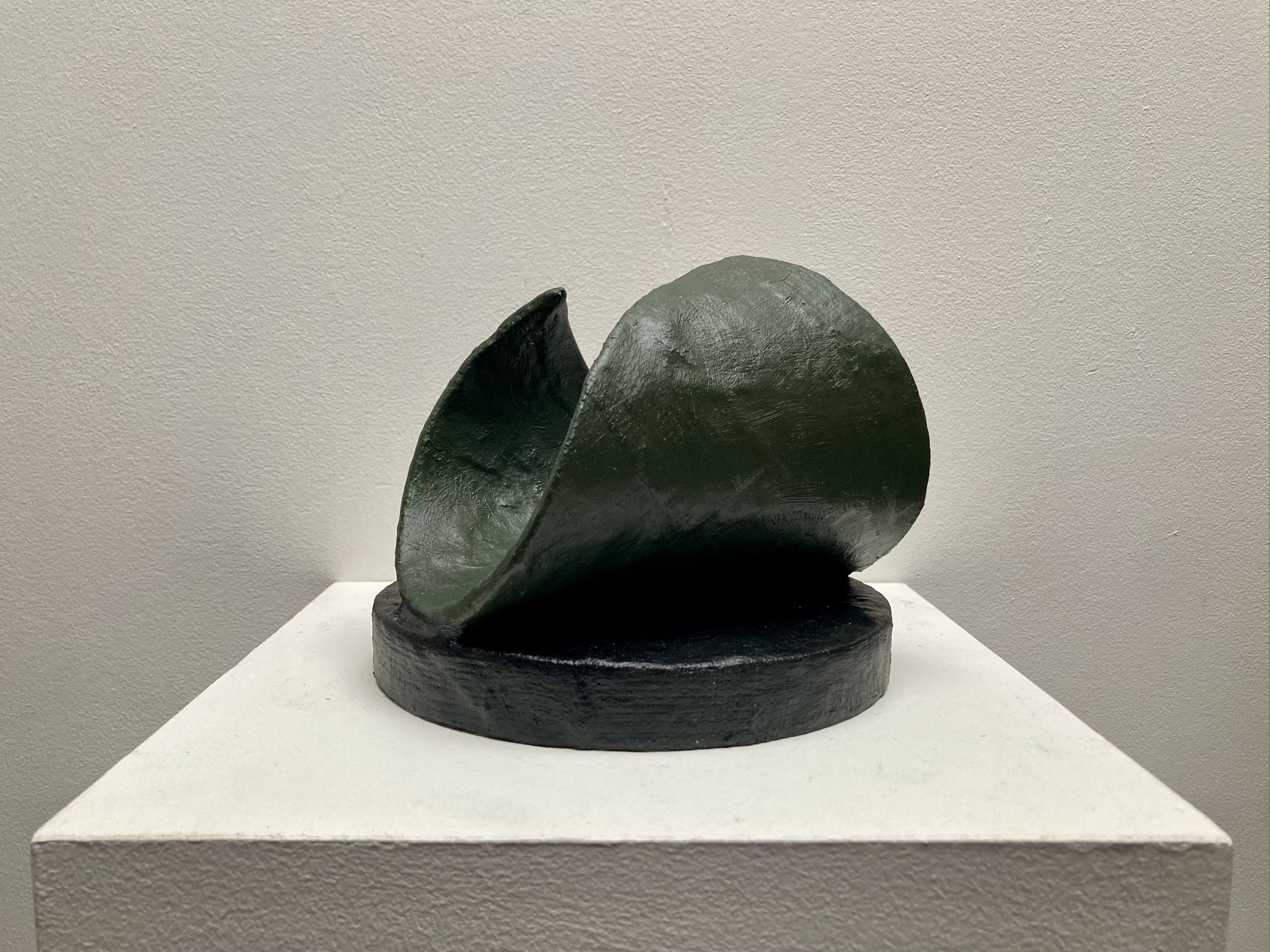 Curl, 2025. Wood, air-dry clay, plaster, acrylic paint.