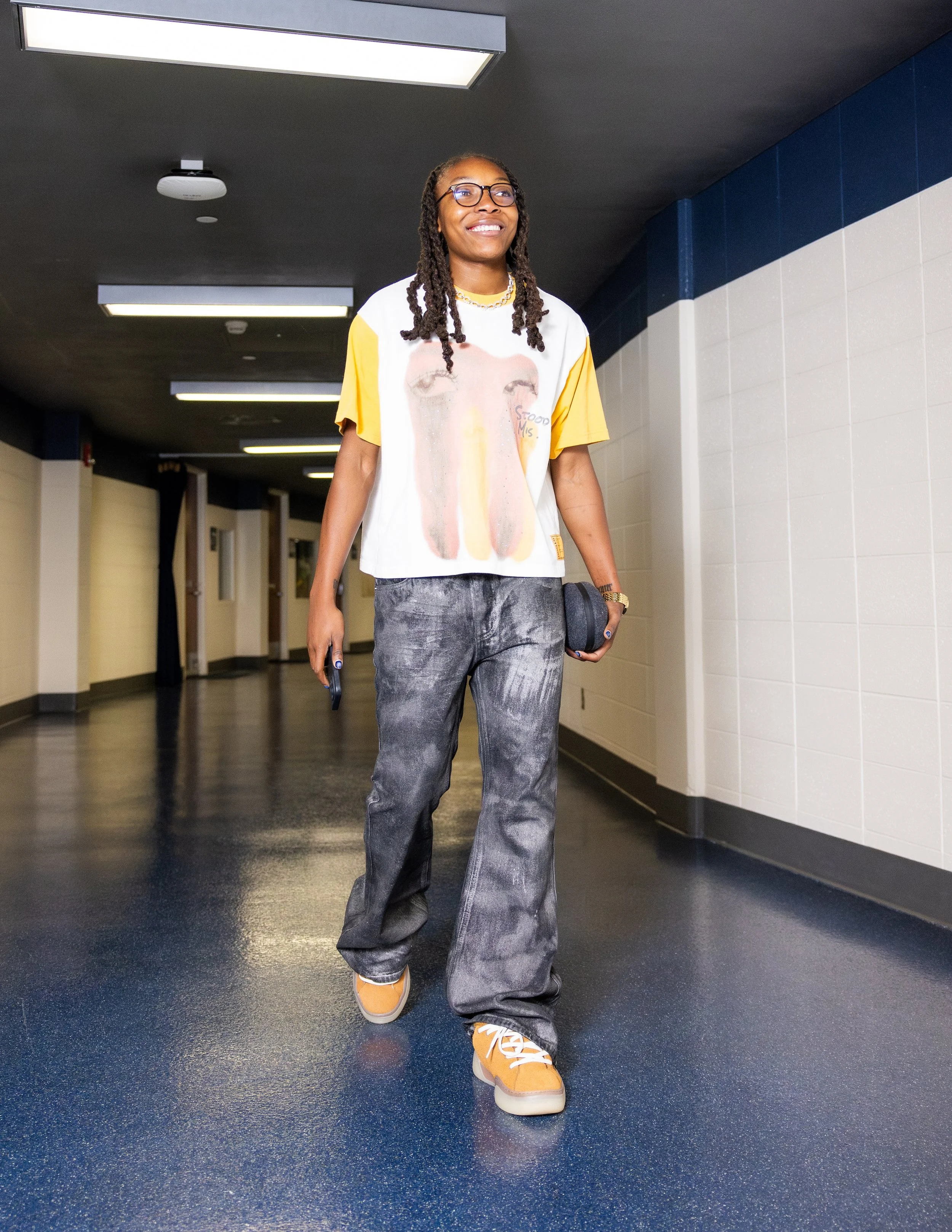 WBB2425 GM01 MRCY ARRIVALS-50 KING.jpg