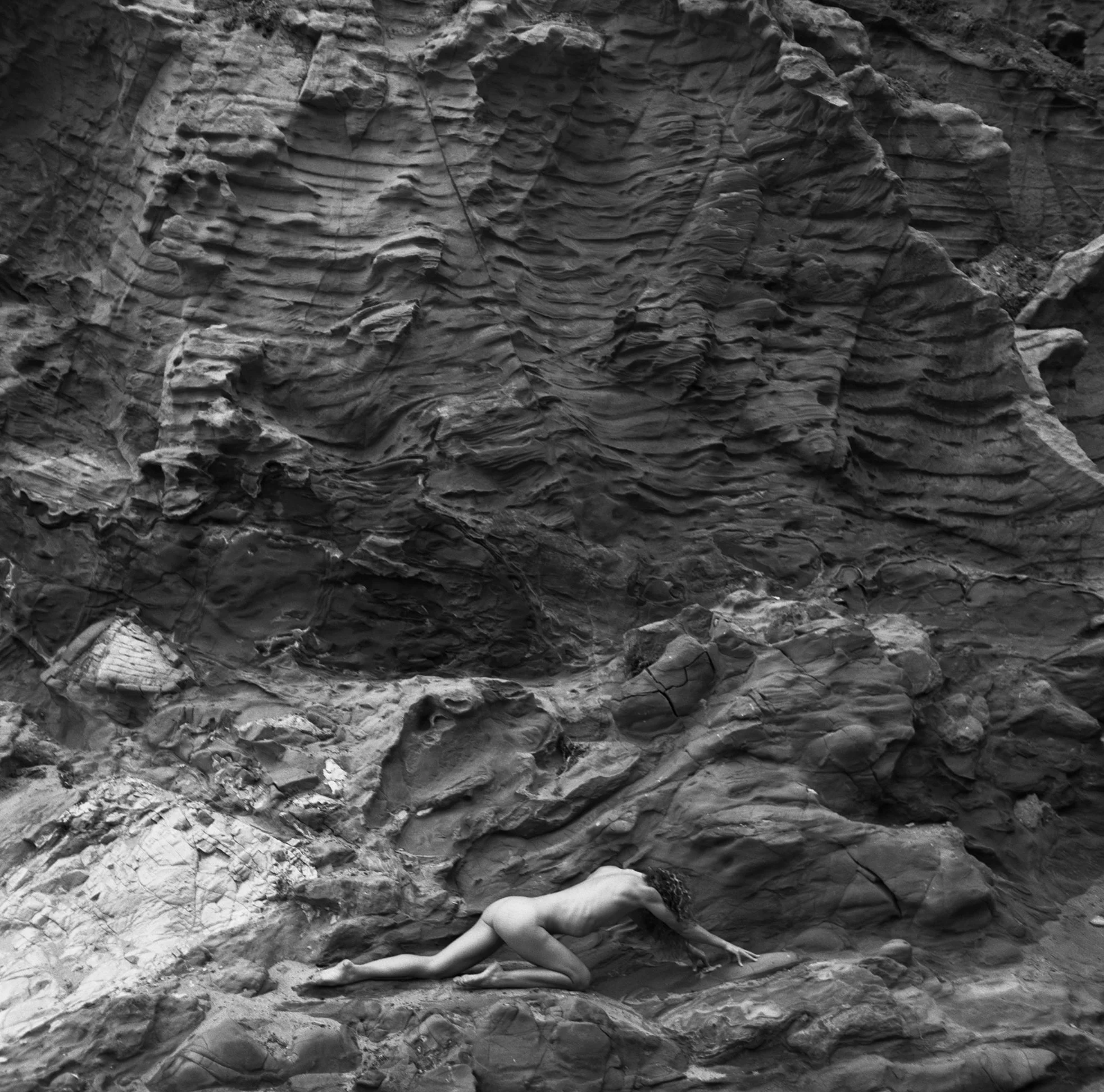 Vivian Cove photographed nude with a Mamiya C330 TLR and Ilford FP4 medium format black and white film in Santa Cruz Calidornia