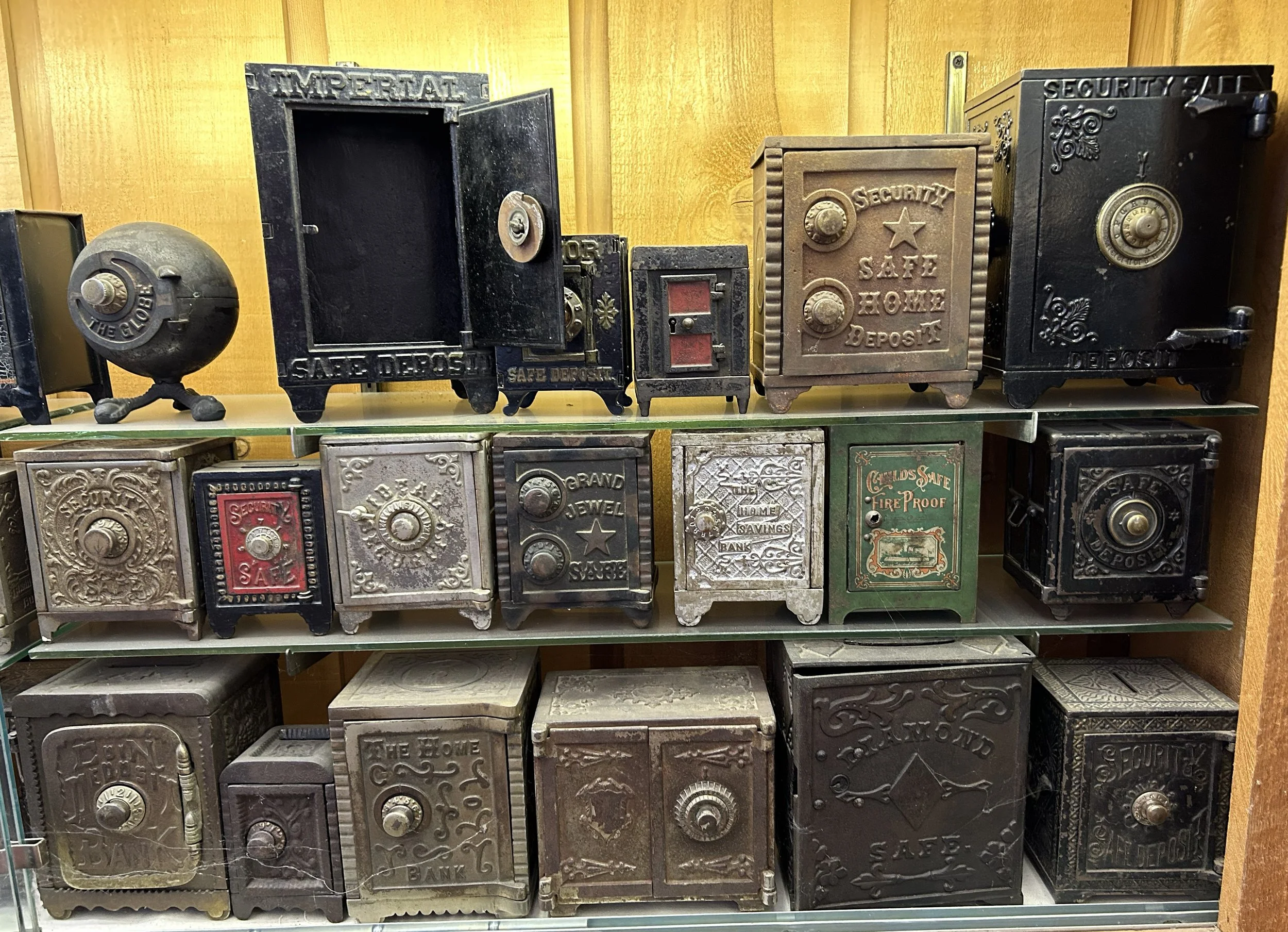 Showcase 10 Right.jpg