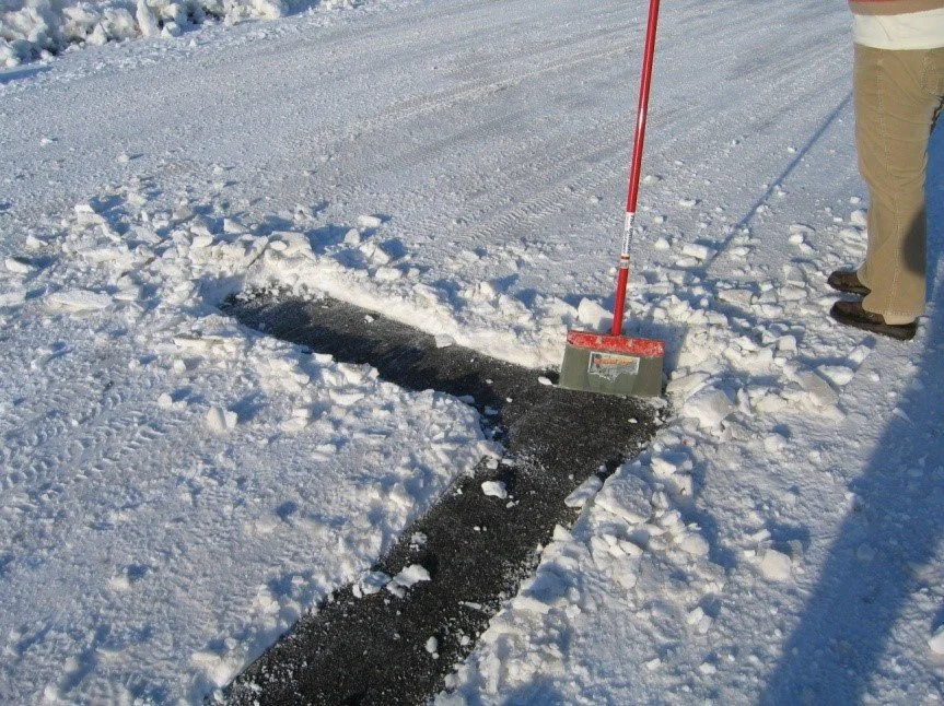 Snow removal service for large residential and commercial properties in Bismarck – professional snow clearing