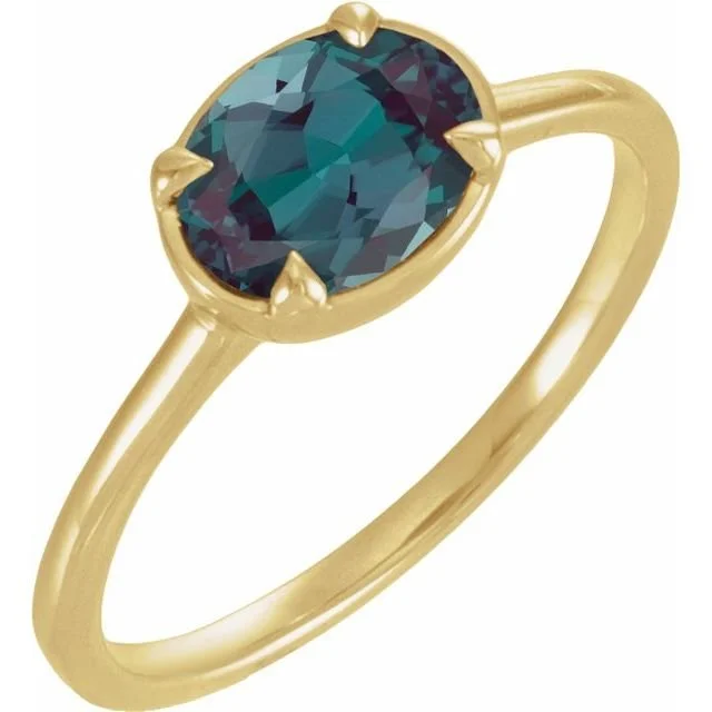 Claw Prong Engagement Ring