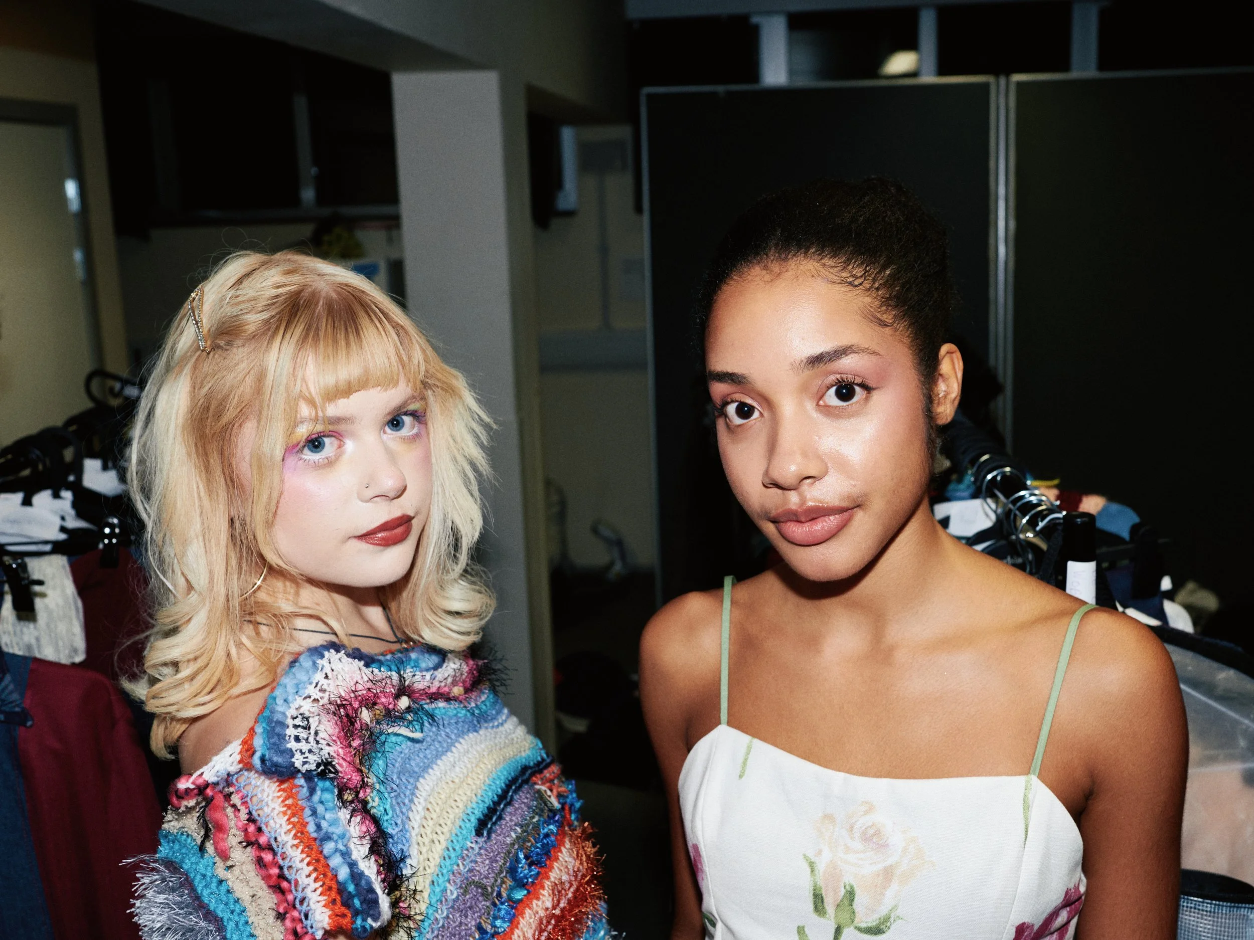Fuchsia_backstage_preshow_001.jpg