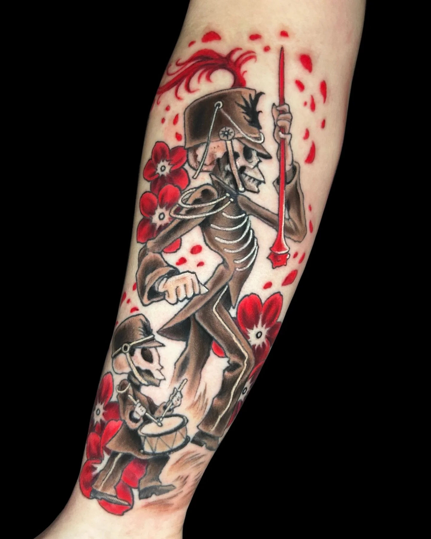 𝔚𝔢&rsquo;𝔩𝔩 𝔠𝔞𝔯𝔯𝔶 𝔬𝔫 &hearts;️

Welcome to the Black Parade! Some fresh some healed! Finished this up yesterday for the amazing @un1corncheese ✨ Thank you so much for having me work on this piece for you and it was so good seeing you again