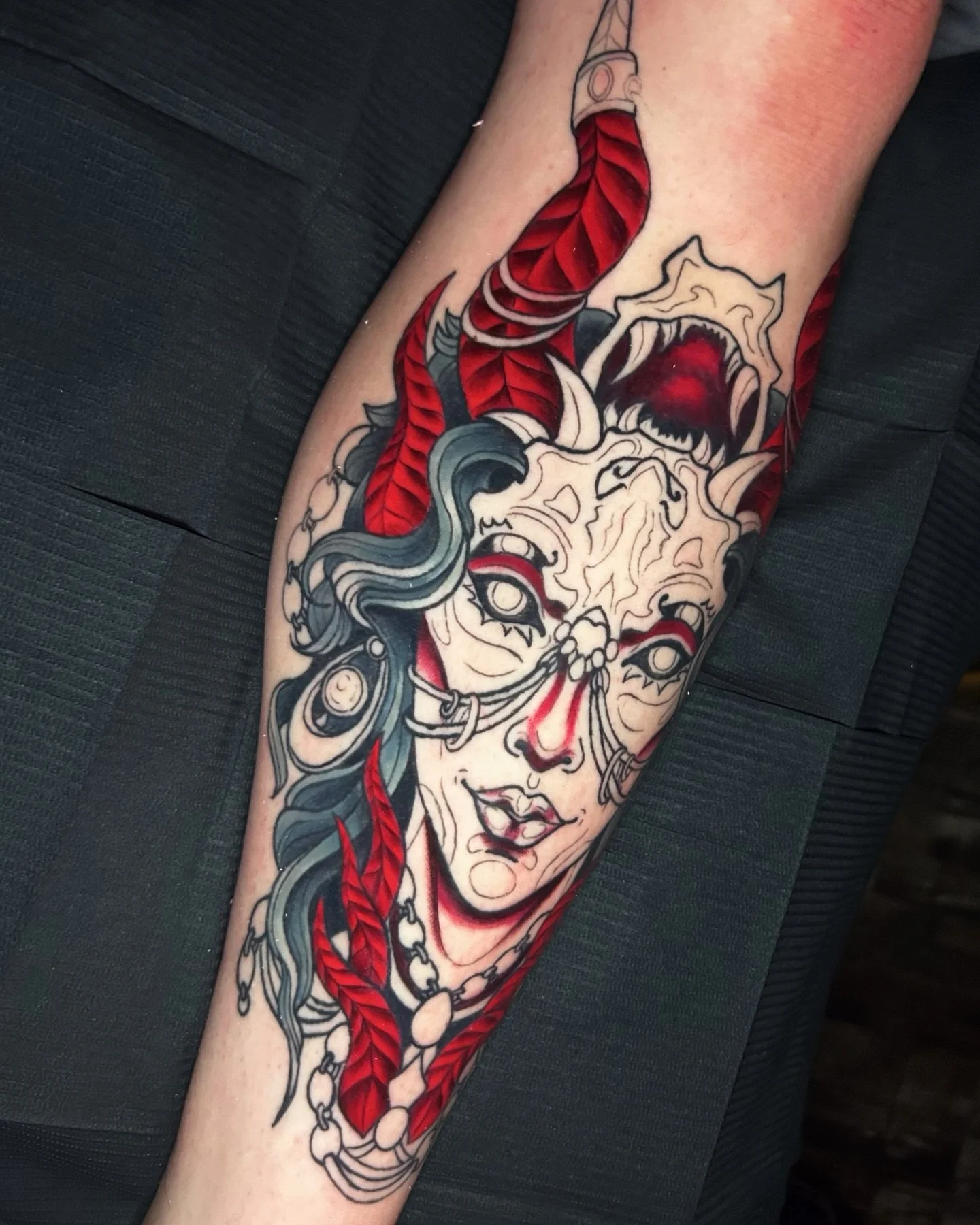 🗡️Work In Progress🗡️

More progress on this piece! I&rsquo;m excited to get this one finished up soon ✨
.
.
.
#midwesttattooartist #ladyfacetattoo #milwaukeetattooartist #queertattooartist #wisconsintattooartist