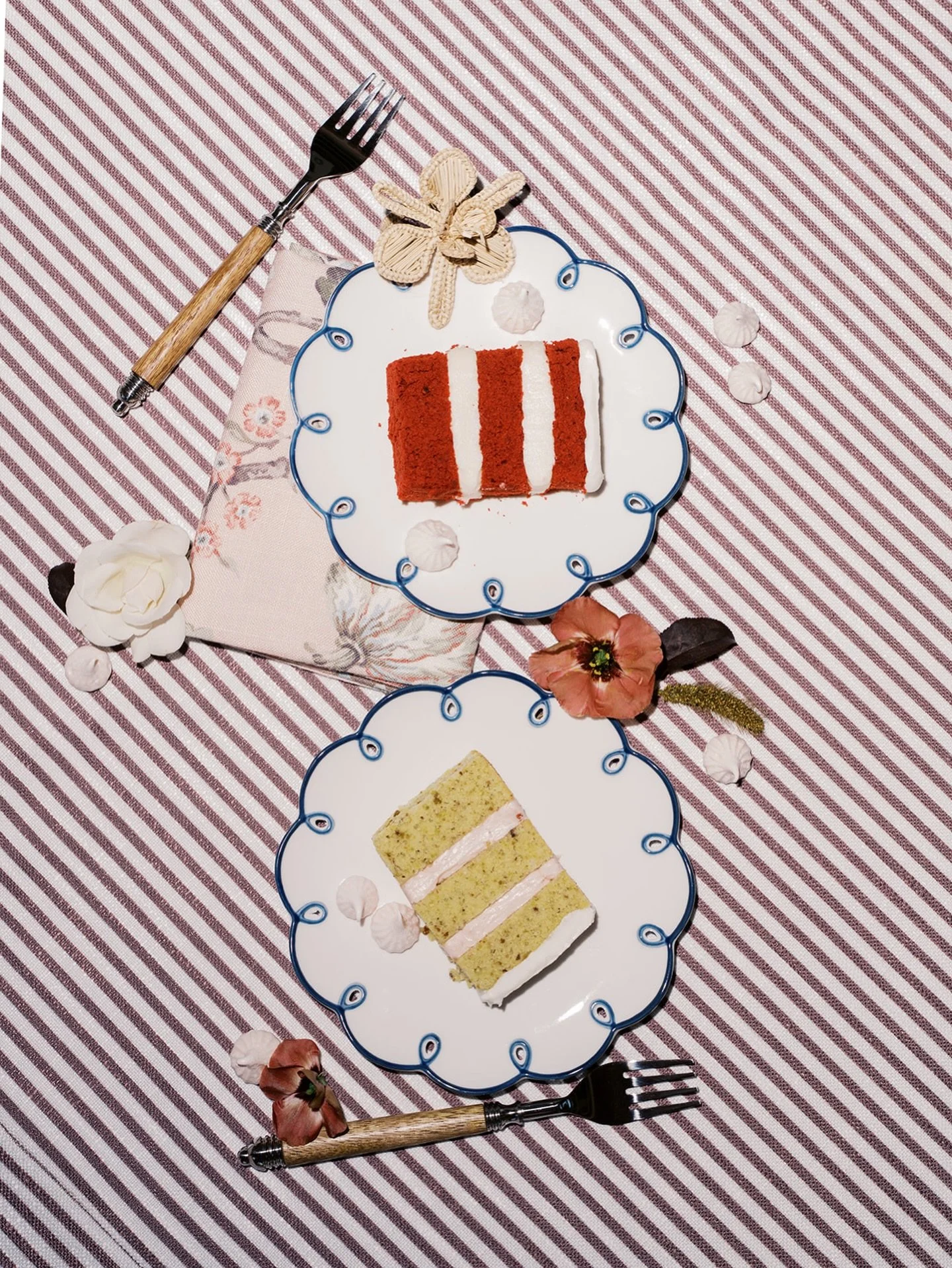 We always say yes to cake! 🍰

Hostess: @jennamcelroyphoto
Workshop: @theeditorialseries
Designer &amp; Planner: @lbvdesignhouse
Photographer: @kelseyapplebaumphotography
Venue: @theaddisongrove
Florals: @bymaggiepeterson
Content Creation: @thesocial