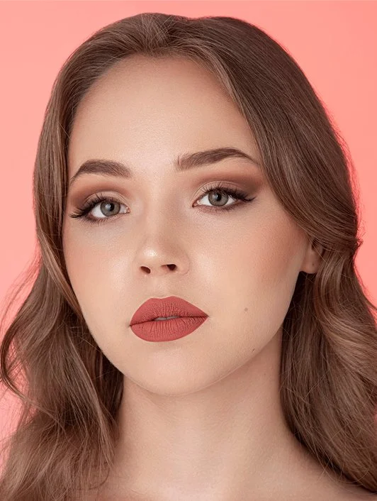 airbrush bridal makeup + bride getting ready + Chicago IL