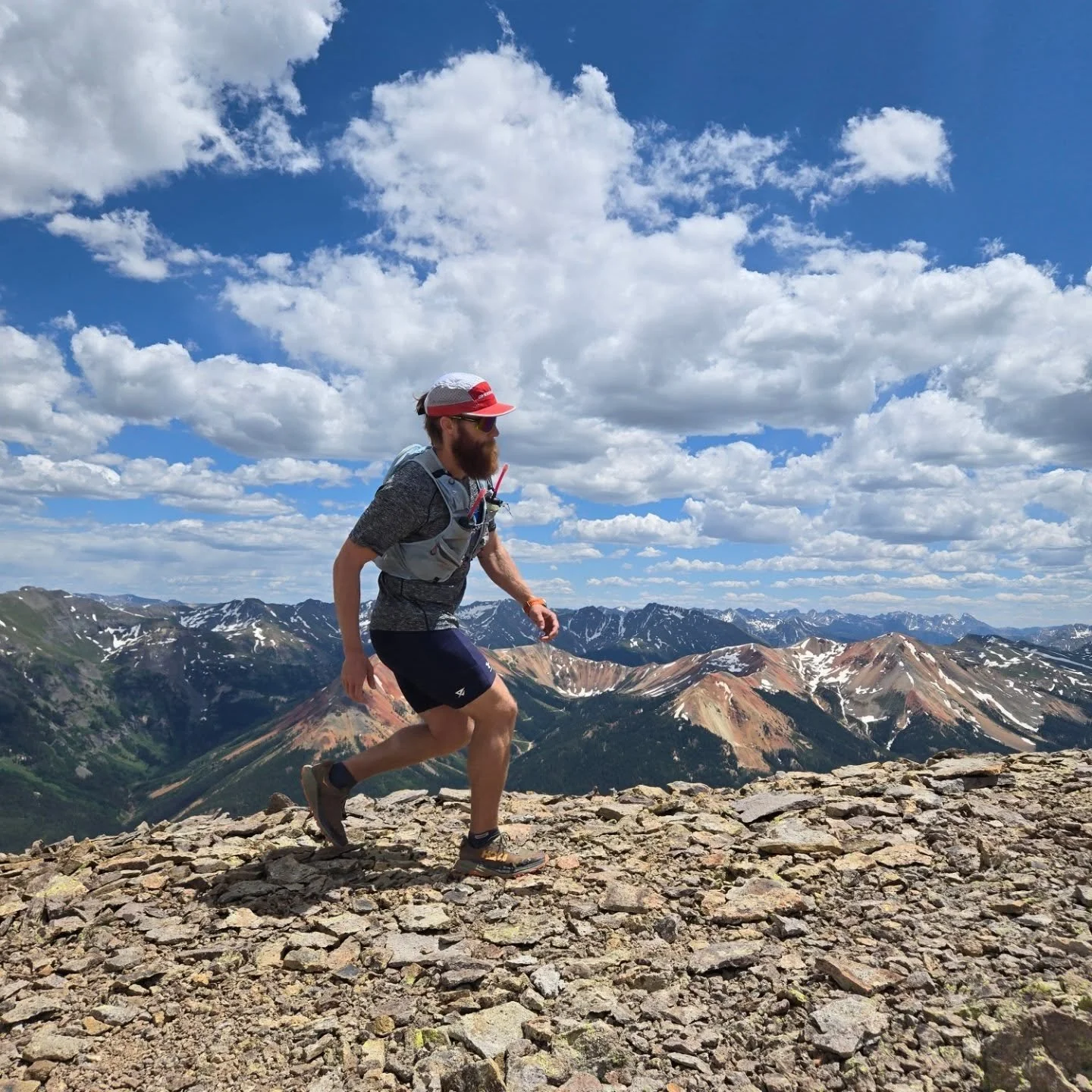Training is still on the up and up. I just logged my first 70 mile week since Cocodona, all while I spent a couple of days in Las Vegas with @arrranxa before heading to Steamboat Springs with the @endurelite crew. Finally, back in Durango after a wee