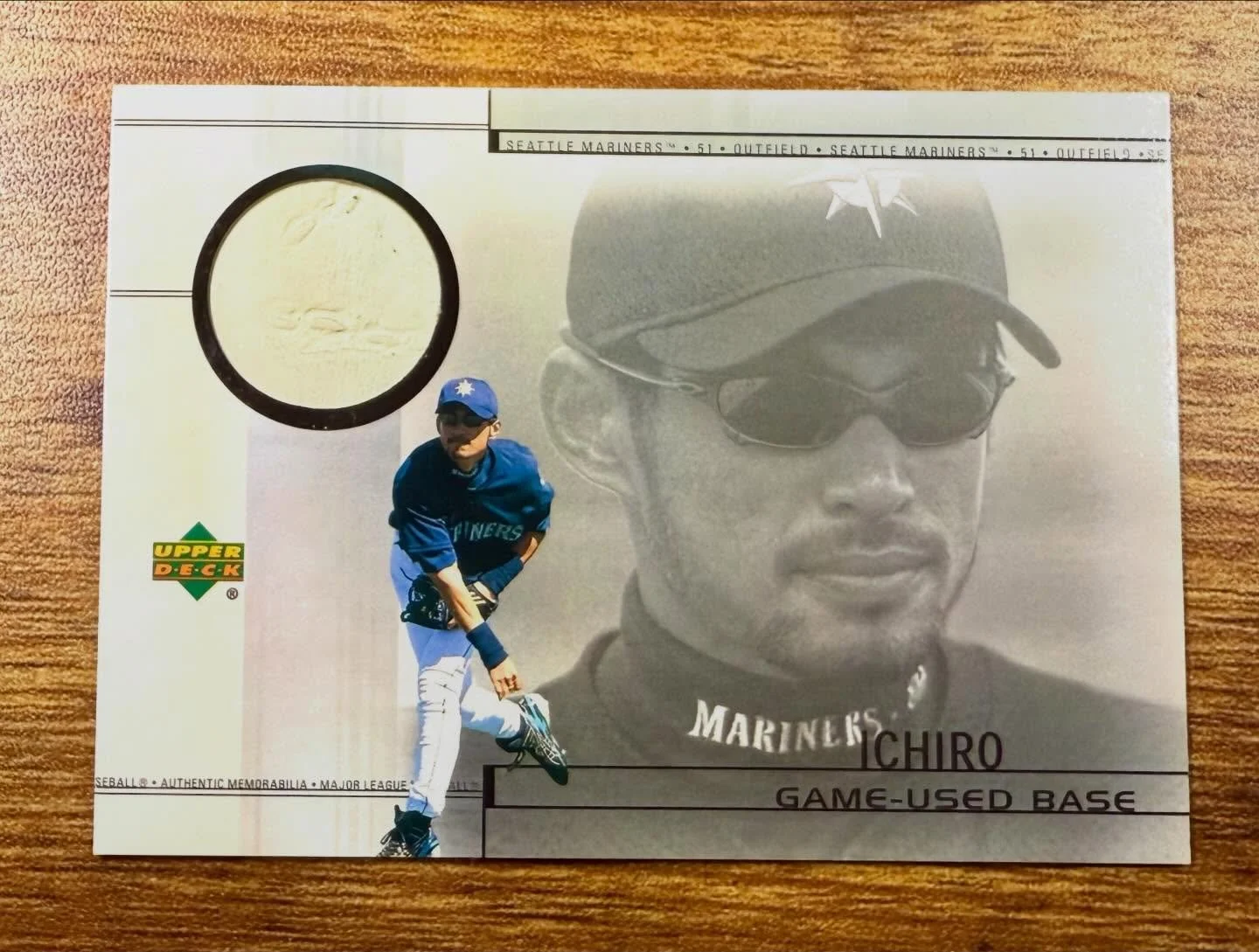 2002 Upper Deck game base B-IS Ichiro. Man, #upperdeck knows how to utilize a white background card design and a 2 photo layout. Enjoyed picking this copy up from a hobby shop in California with @tomcat_sportscards so it&rsquo;s another in the collec